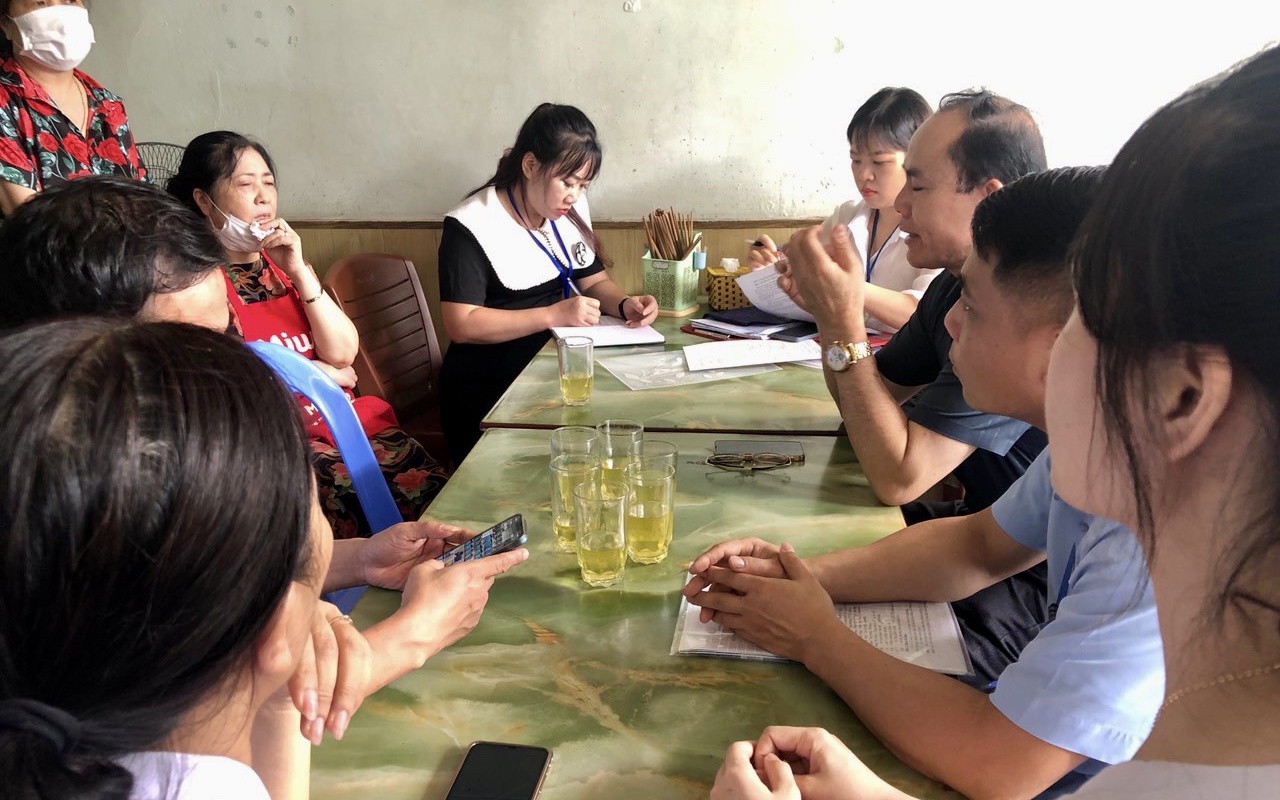 Sau khi khách "tố" có giòi trong đồ ăn, quán cơm bị phạt 14,5 triệu đồng