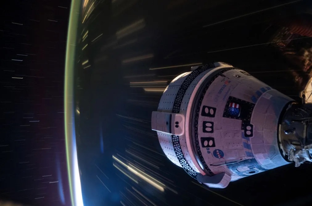 Boeing Starliner lỗi động cơ nặng, phi h&agrave;nh đo&agrave;n vẫn kẹt ngo&agrave;i vũ trụ- Ảnh 2.