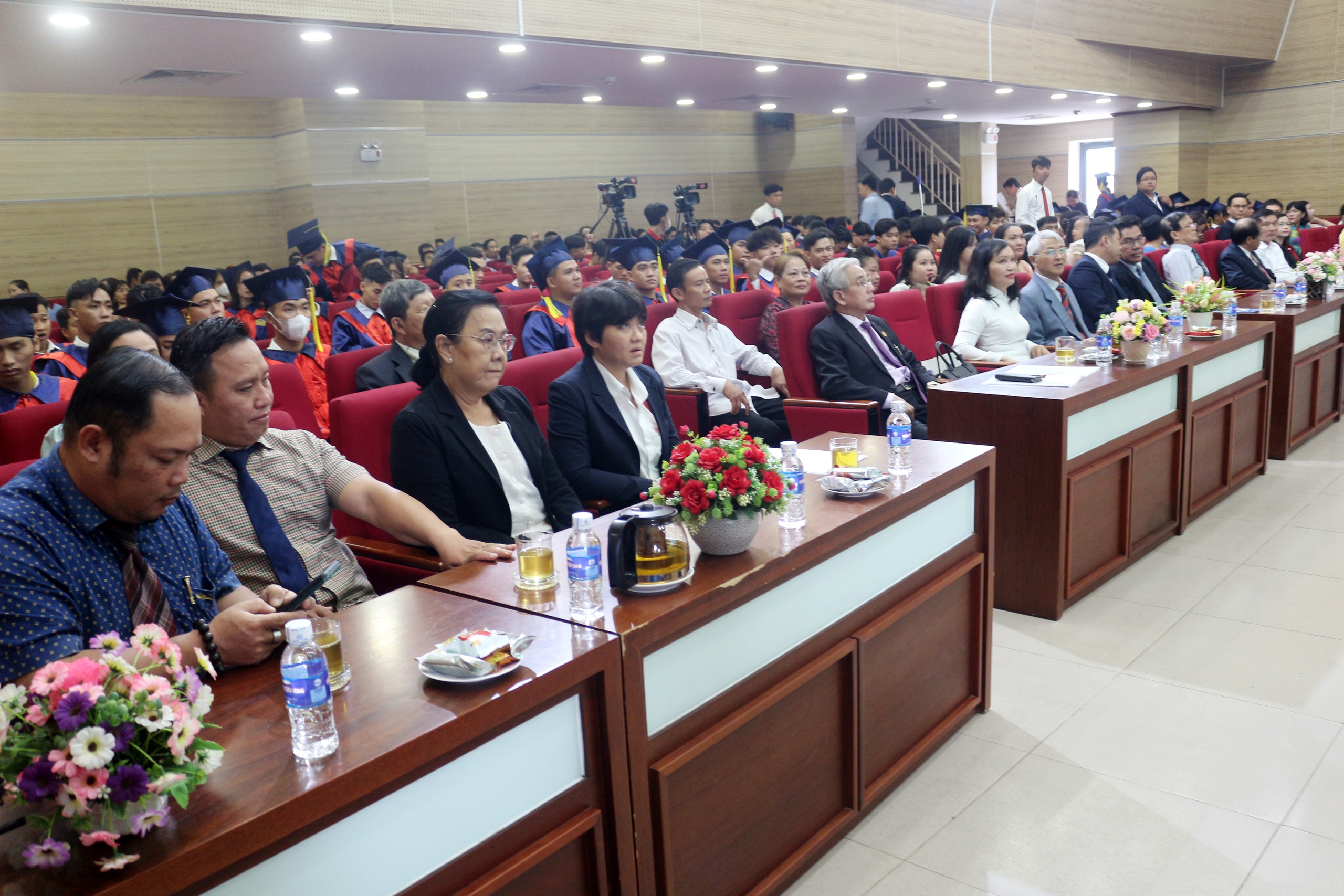 124 t&acirc;n kỹ sư của Trường ĐH Cửu Long nhận tin vui- Ảnh 1.