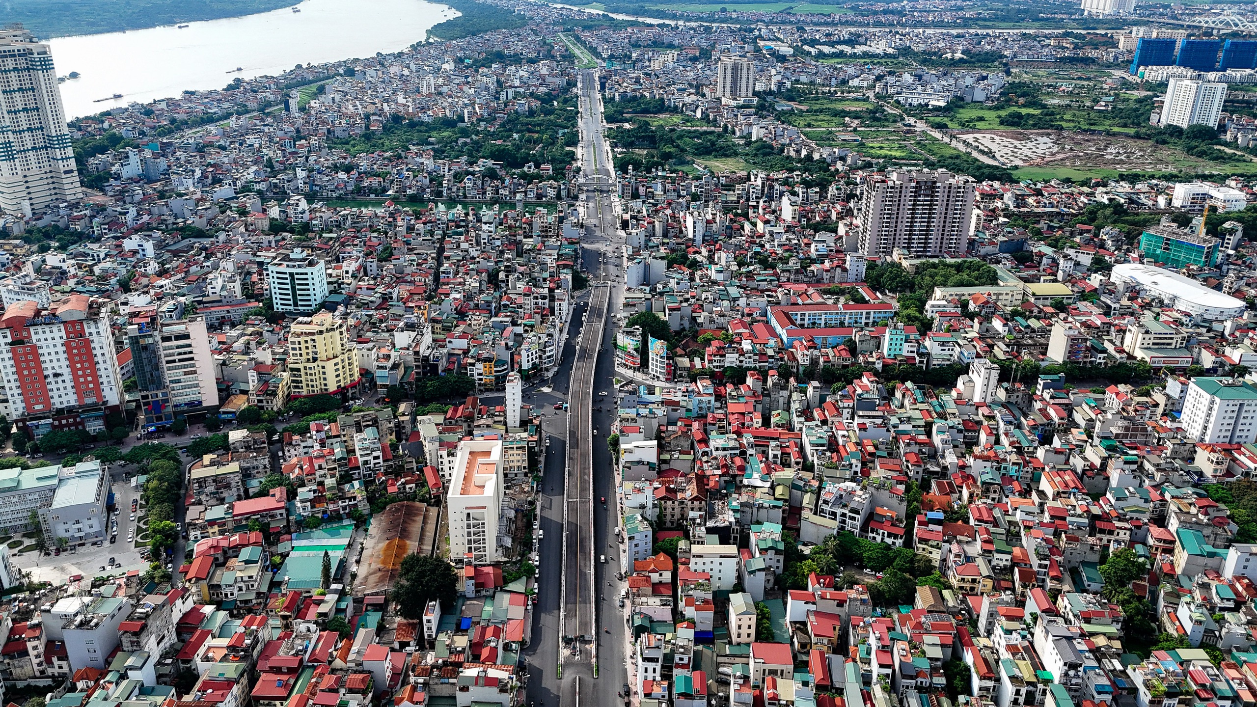 VIDEO: Cận cảnh đoạn đường 1,5 km đầu tư hơn 1.200 tỉ đồng l&agrave;m m&atilde;i kh&ocirc;ng xong- Ảnh 6.