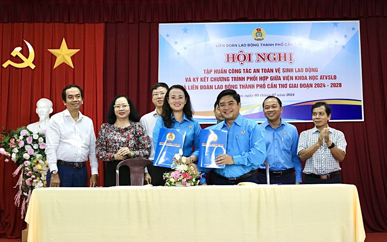Ký kết chương trình phối hợp vì công nhân ở Cần Thơ