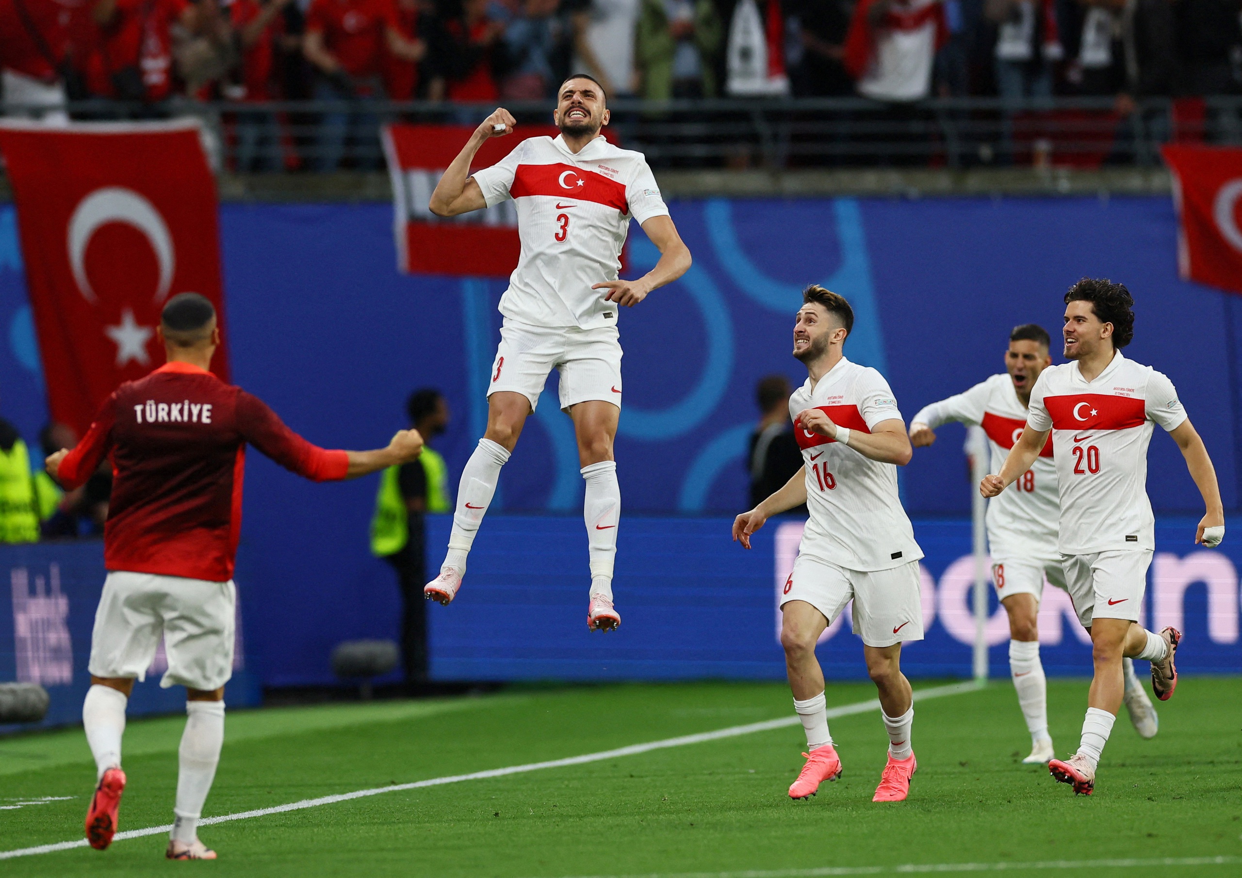 Euro 2024: Những kỷ lục đ&aacute;ng ch&uacute; &yacute; sau trận Thổ Nhĩ Kỳ thắng &Aacute;o- Ảnh 2.