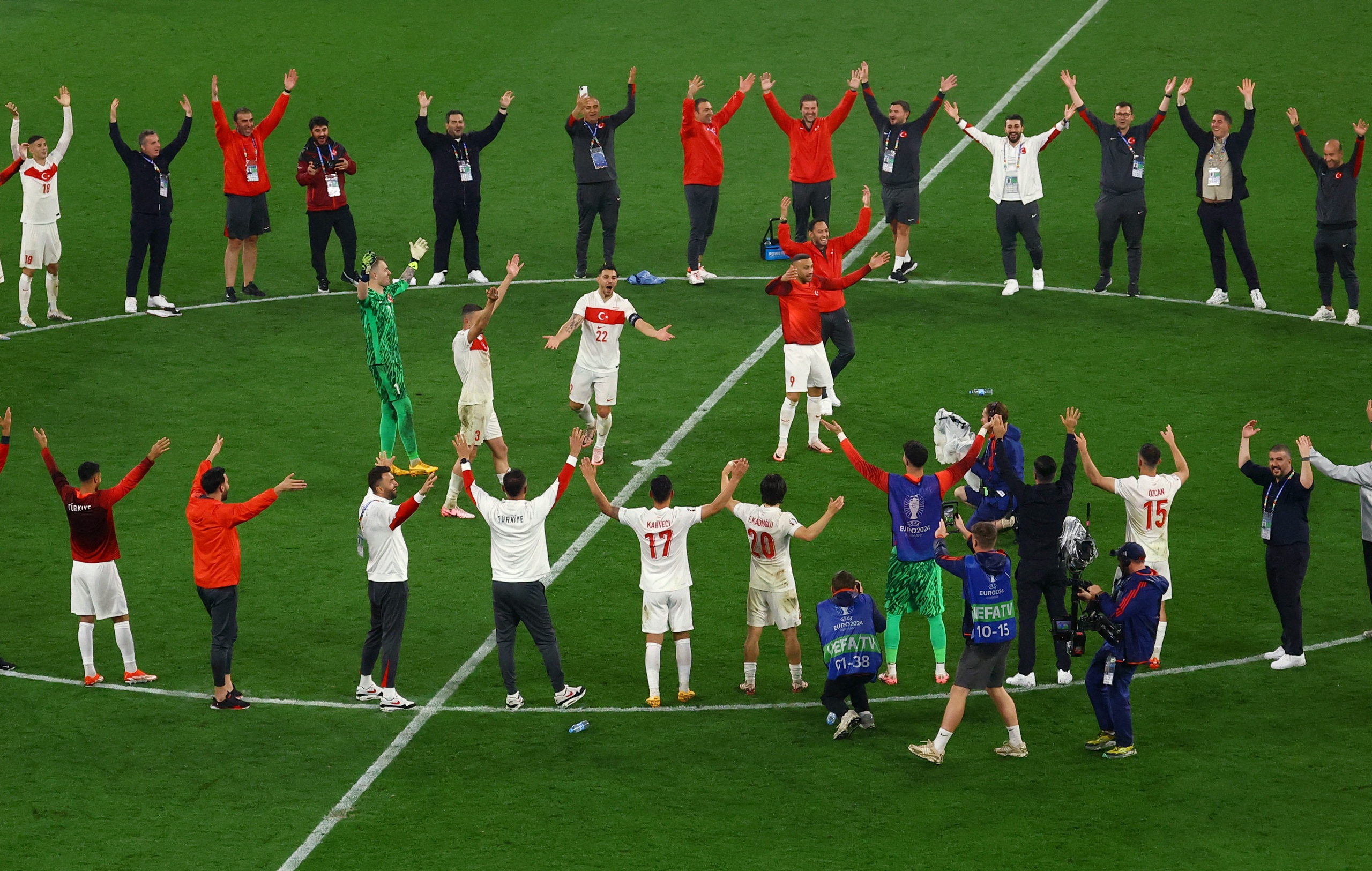 Euro 2024: Những kỷ lục đ&aacute;ng ch&uacute; &yacute; sau trận Thổ Nhĩ Kỳ thắng &Aacute;o- Ảnh 8.