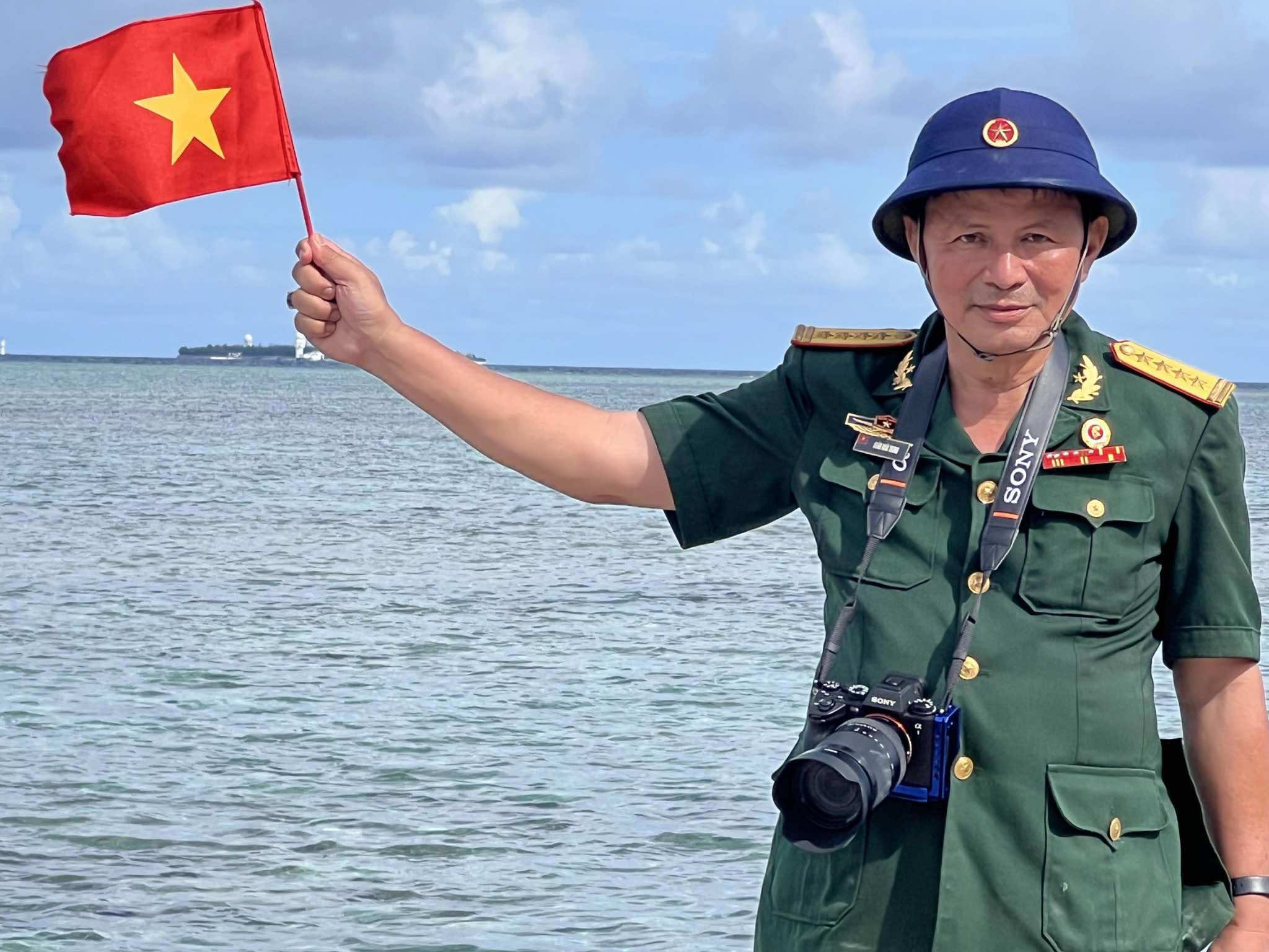 Nghệ sĩ nhiếp ảnh Đoàn Hoài Trung: Cuộc thi ảnh đã lan tỏa rộng tinh thần yêu nước- Ảnh 1.