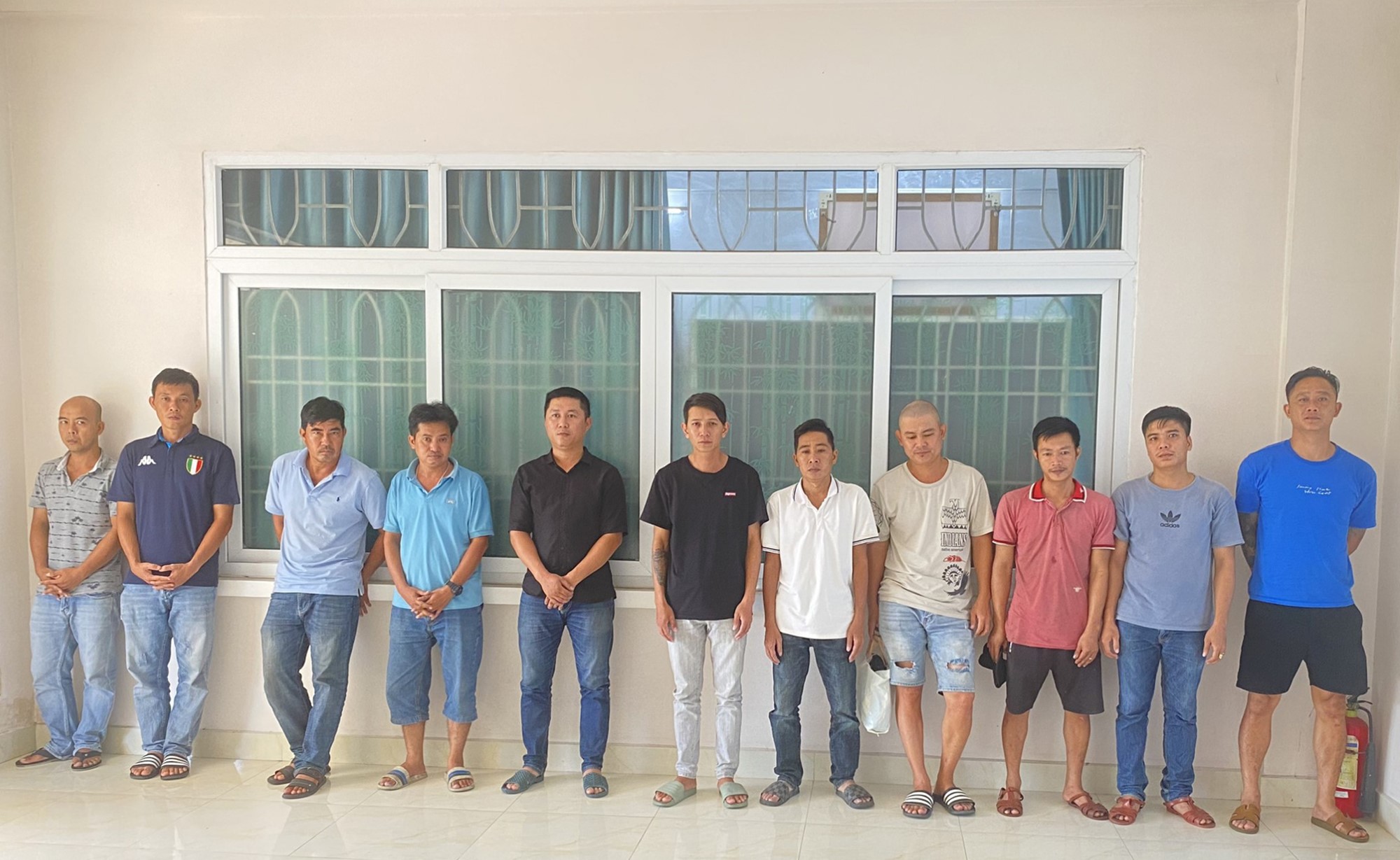 C&ocirc;ng an Quảng Nam bắt h&agrave;ng chục đối tượng c&aacute; độ m&ugrave;a Euro- Ảnh 1.