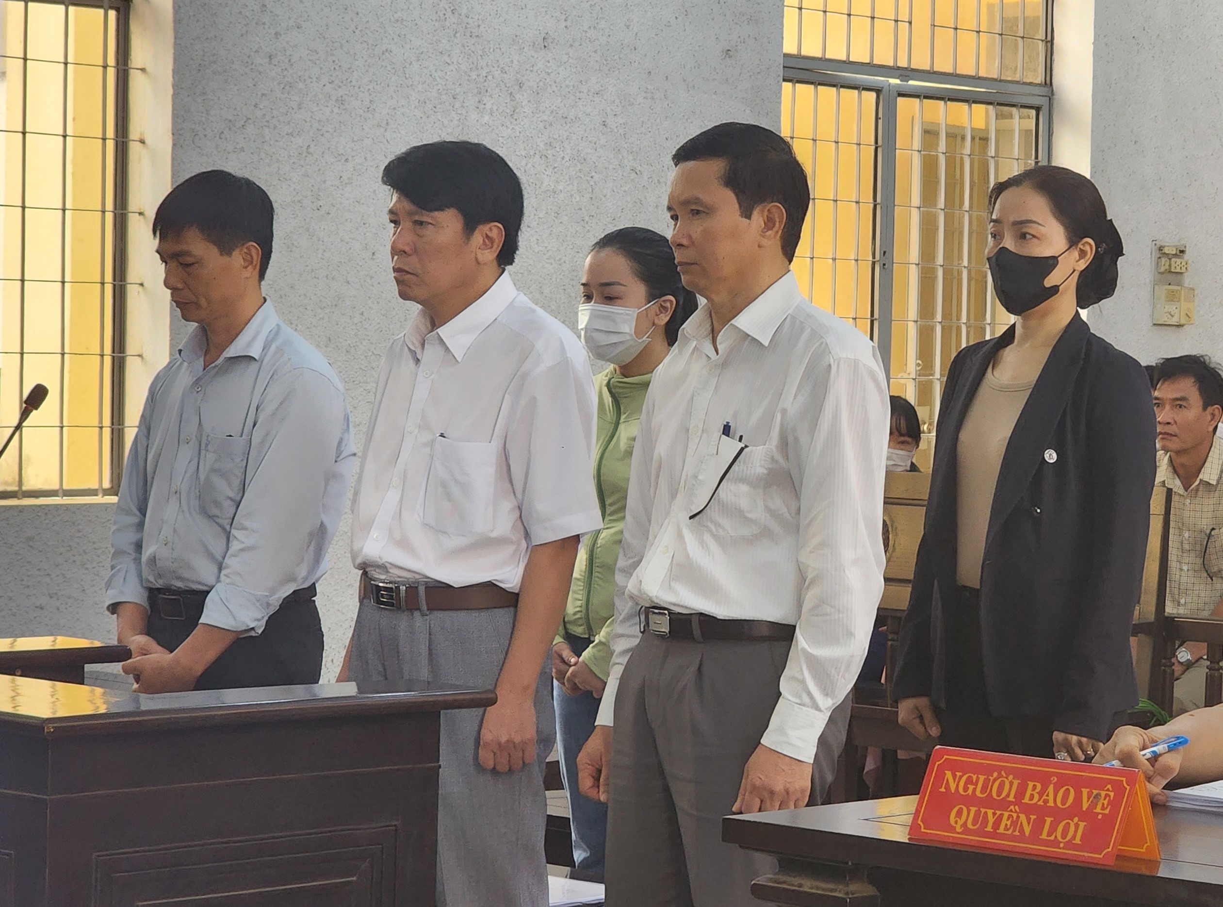Cựu Giám đốc CDC Đắk Lắk: "Bị cáo không nhận tiền của Công ty Việt Á"- Ảnh 2.