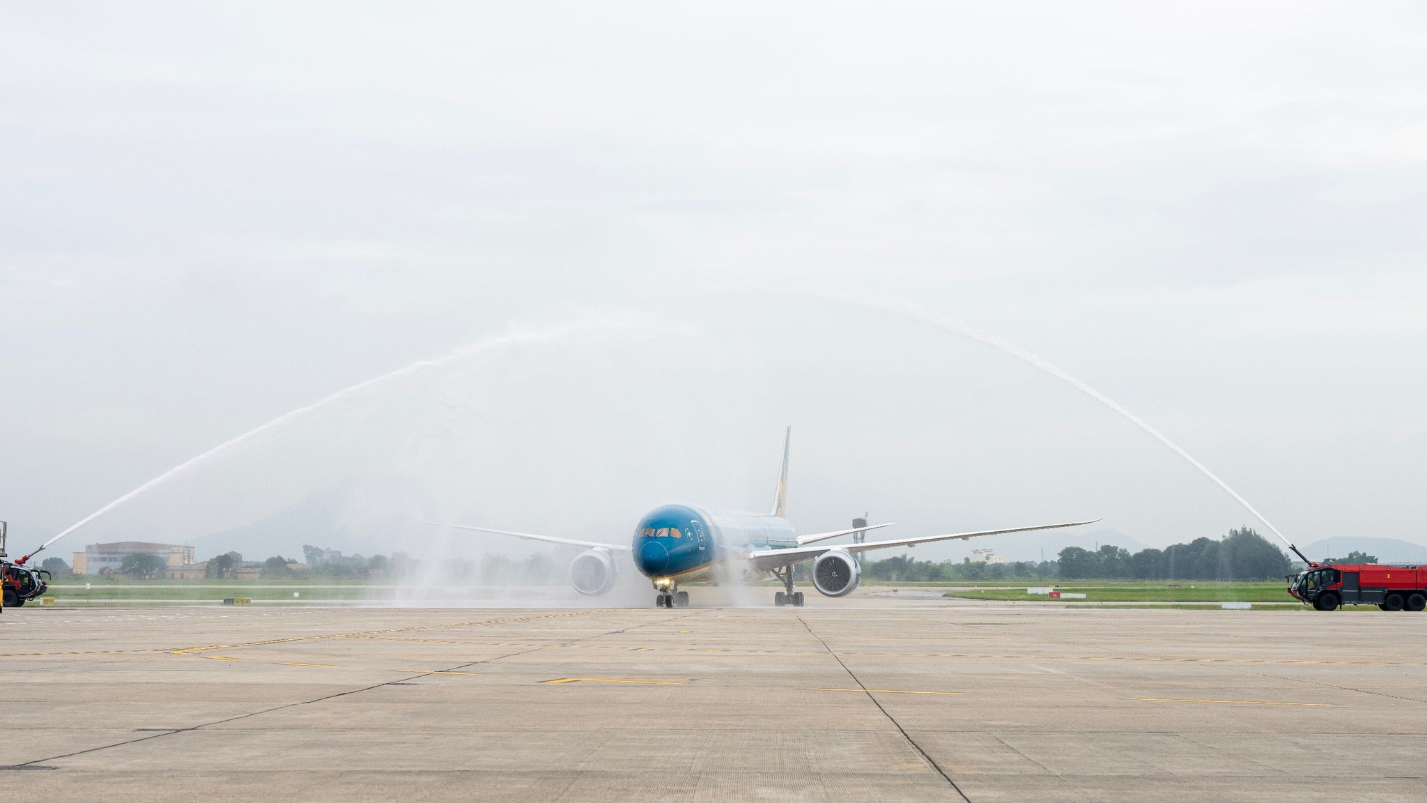 Vietnam Airlines đ&oacute;n "si&ecirc;u m&aacute;y bay" Boeing 787-10- Ảnh 1.
