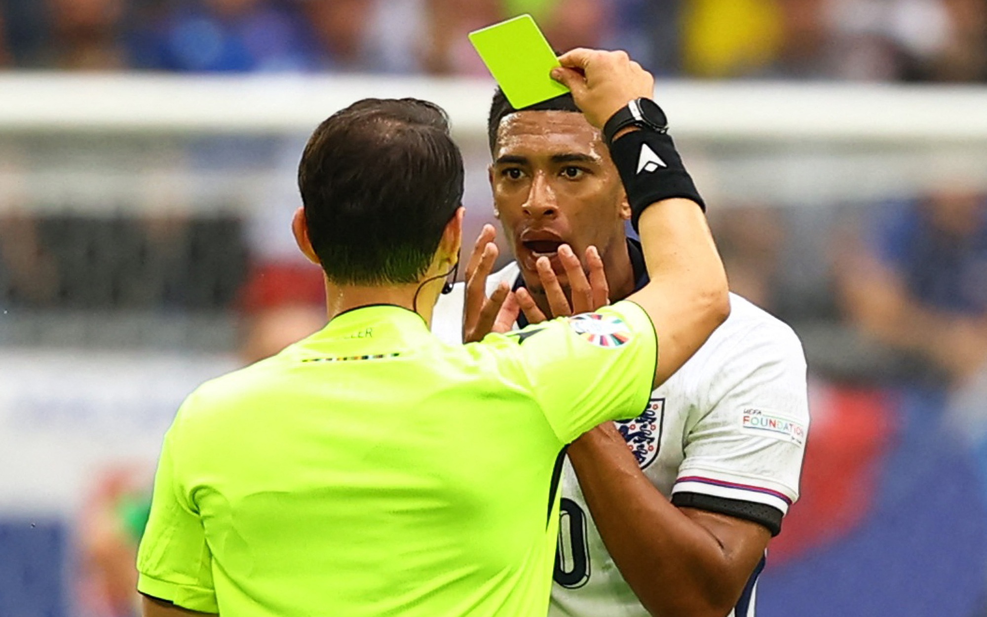 Euro 2024: Bellingham, Ronaldo, Mbappe với án treo giò "lơ lửng trên đầu"