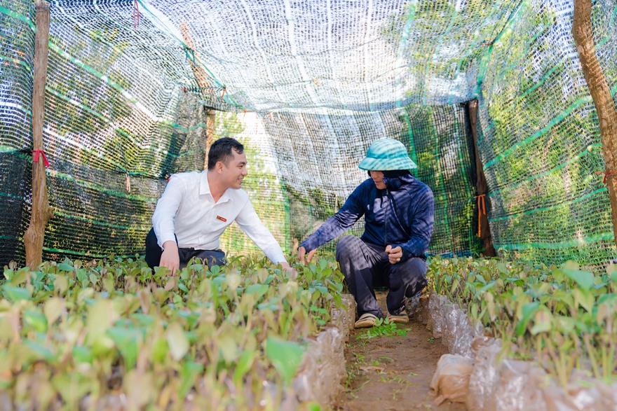 Agribank tăng cường khả năng tiếp cận vốn cho kh&aacute;ch h&agrave;ng th&ocirc;ng qua hợp t&aacute;c li&ecirc;n ng&agrave;nh với Hội n&ocirc;ng d&acirc;n- Ảnh 1.