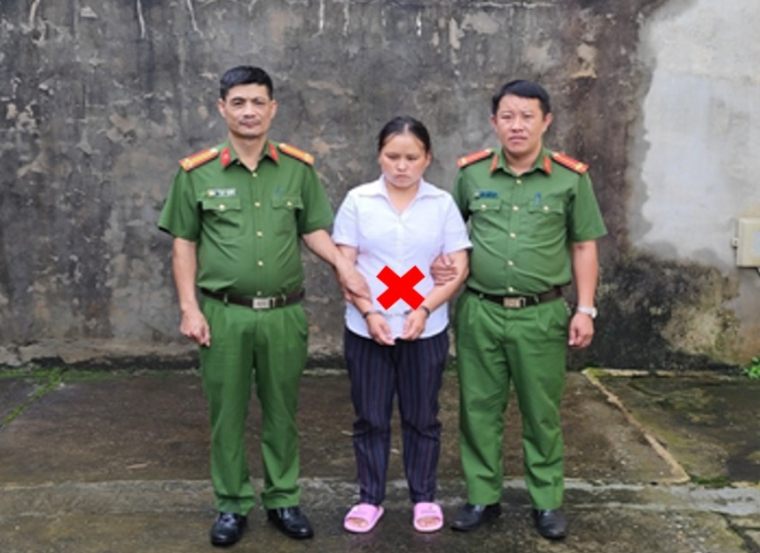 C&ocirc; g&aacute;i trẻ d&ugrave;ng l&aacute; ng&oacute;n giết chồng khi nghe theo lời &ldquo;rỉ tai&rdquo; của một người lạ- Ảnh 1.