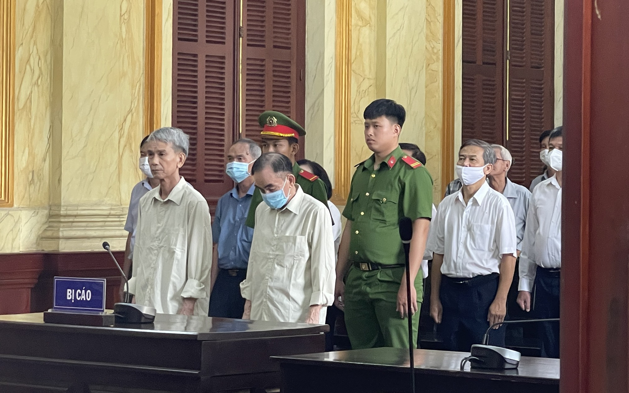 Cựu chủ tịch HĐTV Tổng Công ty Địa ốc Sài Gòn hầu toà sáng nay