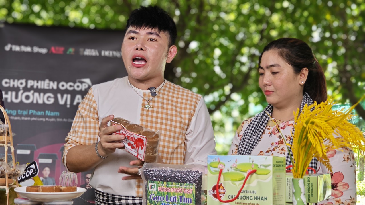 4 giờ livestream chốt đơn 23 tấn gạo lẻ, doanh nghiệp giao h&agrave;ng ra sao?- Ảnh 1.