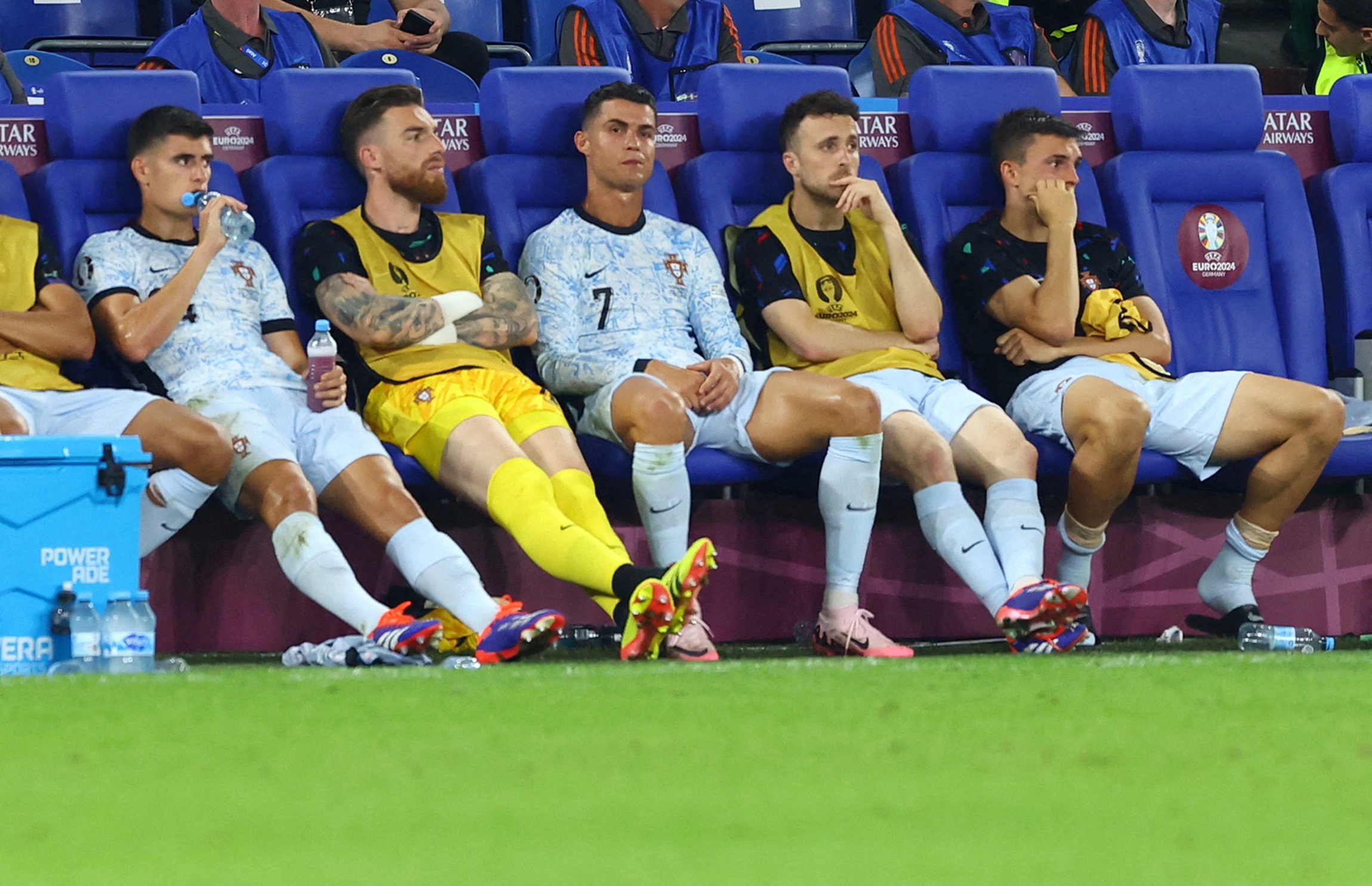 Euro 2024: Ronaldo v&agrave; kỷ lục... tịt ng&ograve;i kh&ocirc;ng mong muốn- Ảnh 16.