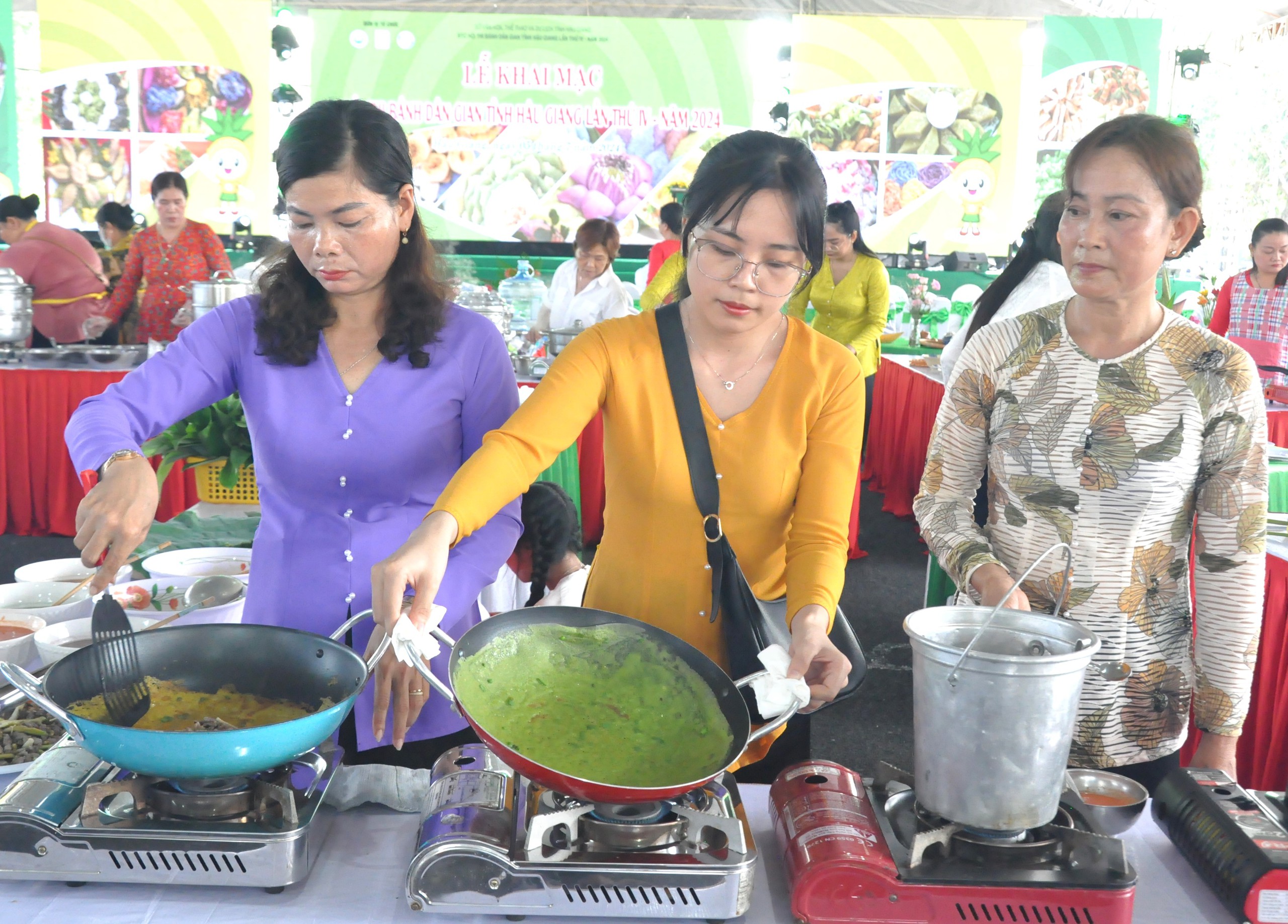 H&agrave;ng trăm loại b&aacute;nh d&acirc;n gian khiến người xem muốn thưởng thức ngay- Ảnh 7.