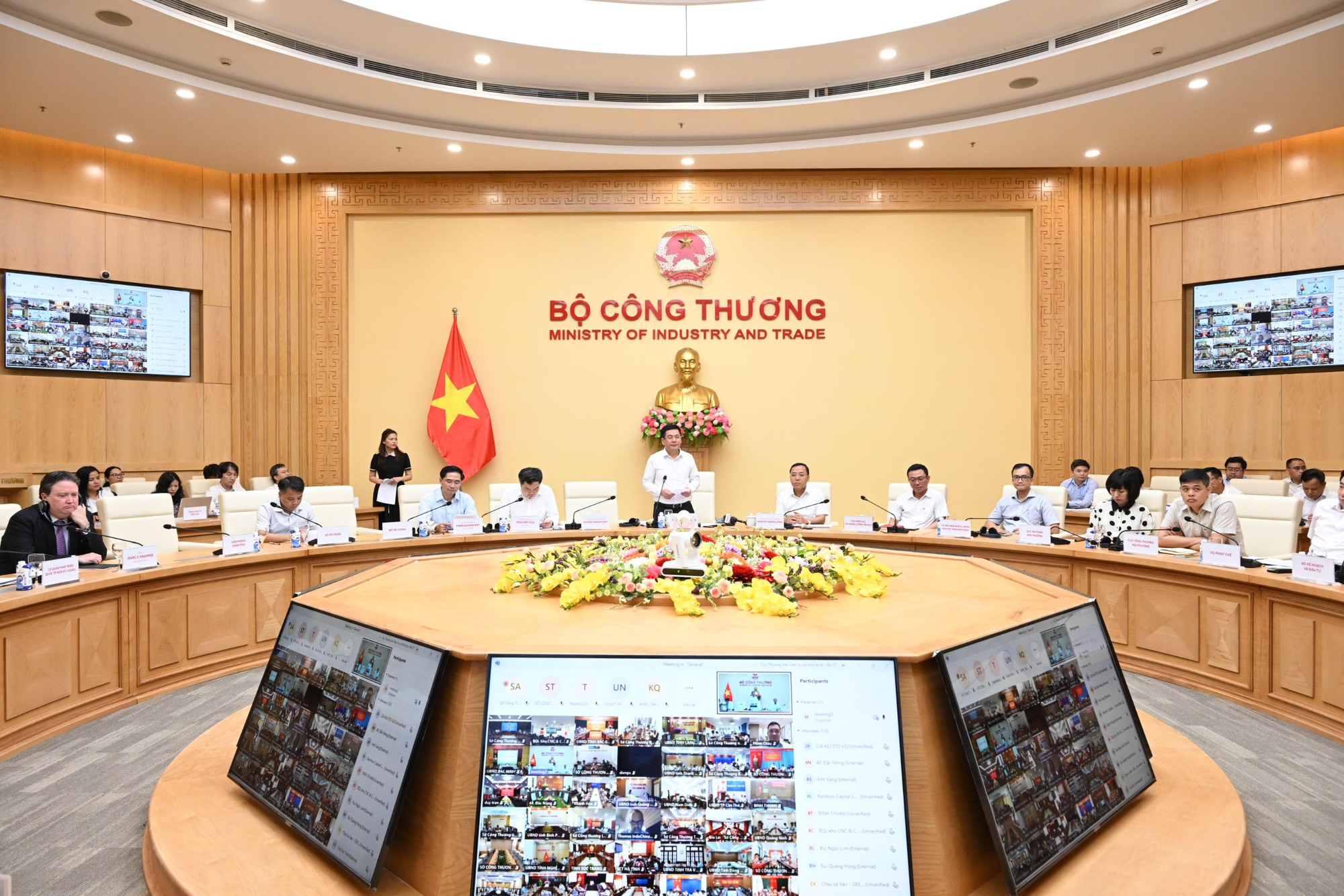 Mua bán điện trực tiếp, không qua EVN thúc đẩy phát triển thị trường điện cạnh tranh- Ảnh 1.