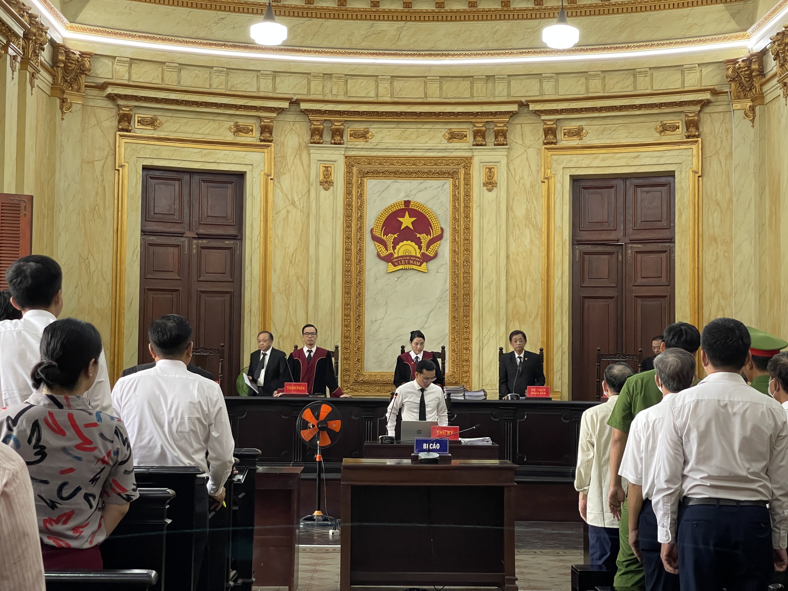 Sai phạm b&aacute;n &ldquo;đất v&agrave;ng&rdquo;, cựu chủ tịch Resco l&atilde;nh &aacute;n t&ugrave;- Ảnh 1.