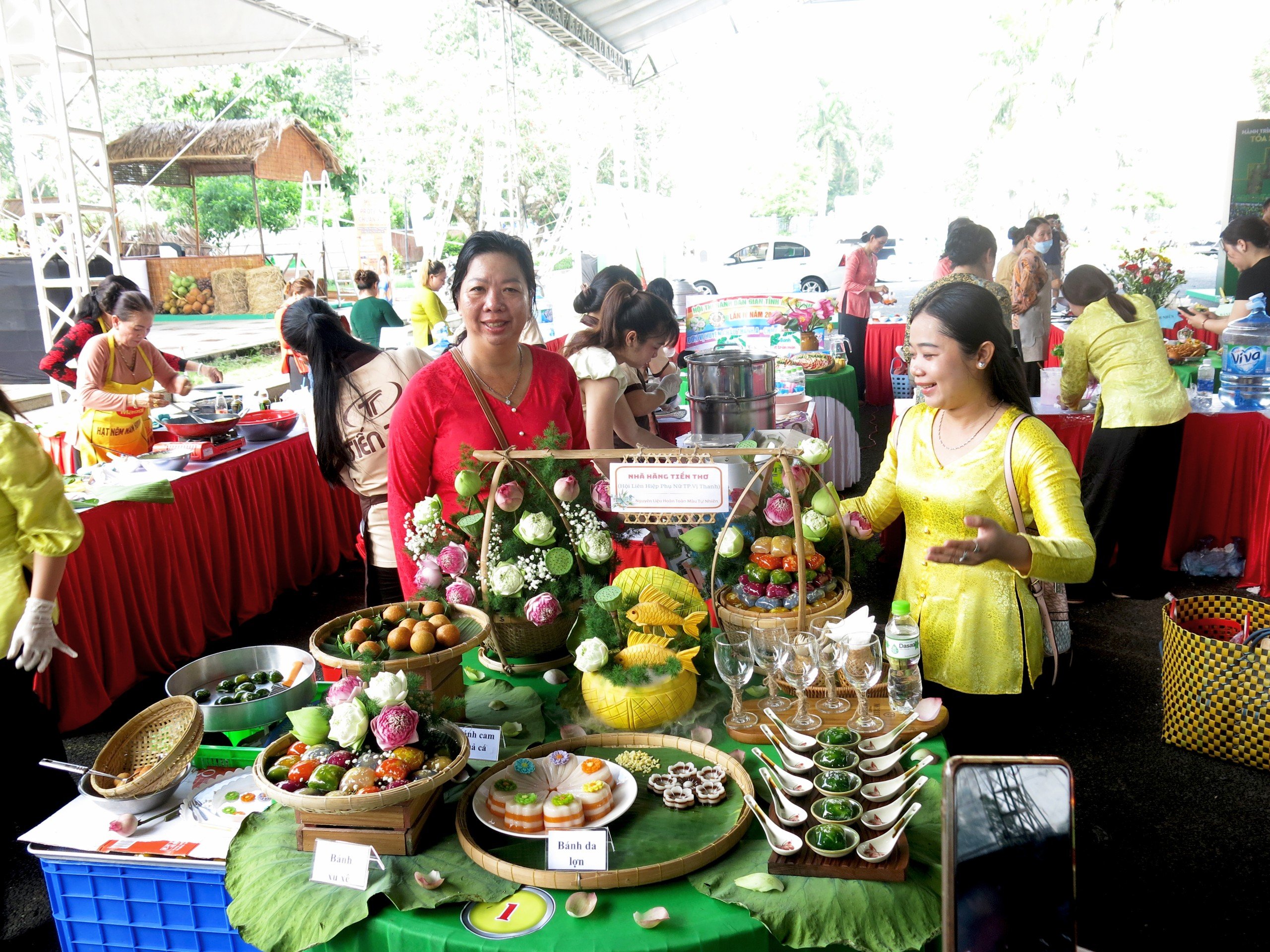 H&agrave;ng trăm loại b&aacute;nh d&acirc;n gian khiến người xem muốn thưởng thức ngay- Ảnh 10.