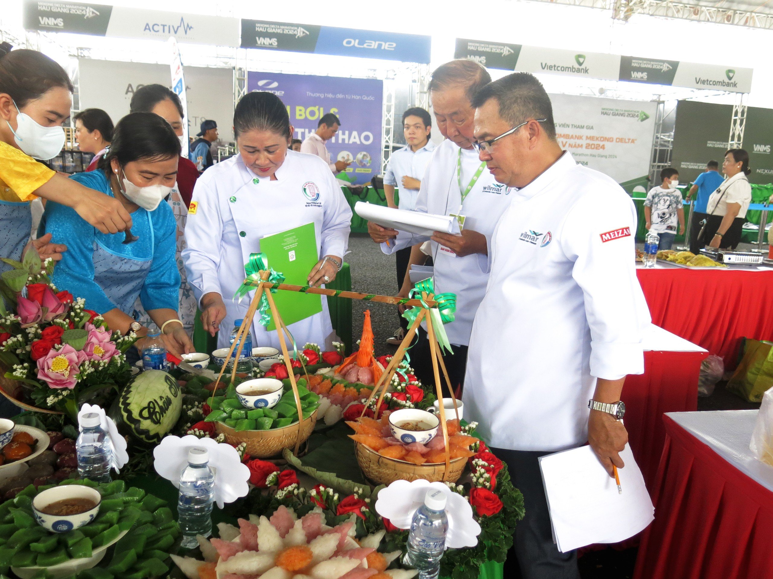 H&agrave;ng trăm loại b&aacute;nh d&acirc;n gian khiến người xem muốn thưởng thức ngay- Ảnh 15.