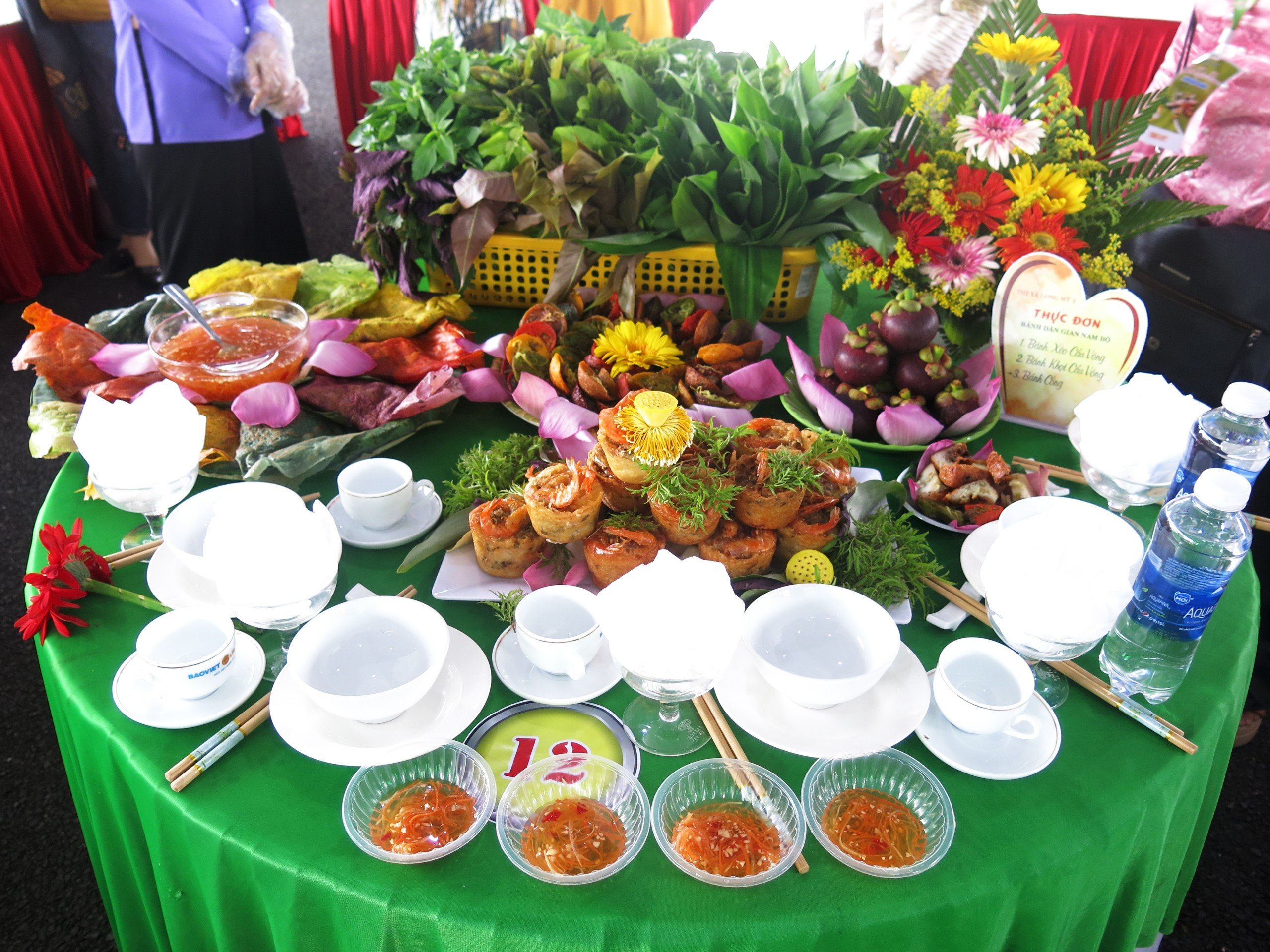 H&agrave;ng trăm loại b&aacute;nh d&acirc;n gian khiến người xem muốn thưởng thức ngay- Ảnh 12.