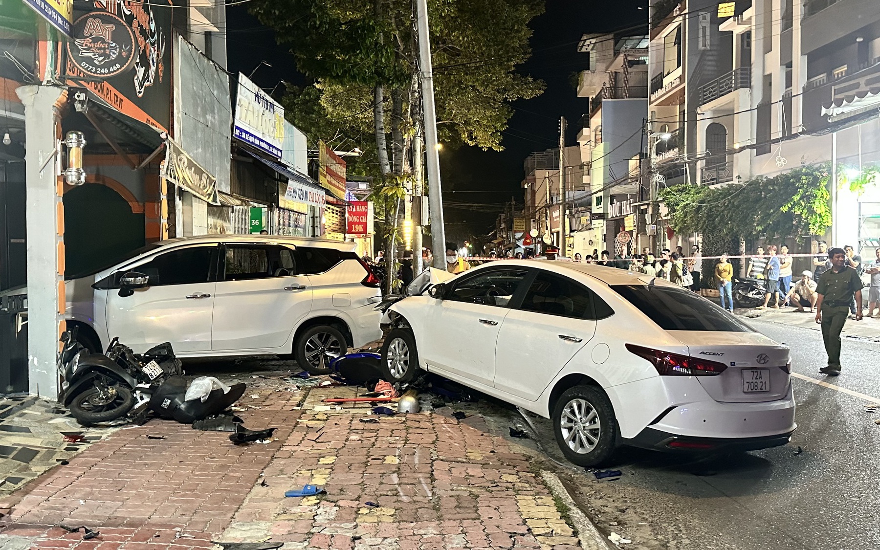 Công an tìm người có liên quan vụ tai nạn "nữ tài xế say xỉn tông 2 người tử vong"