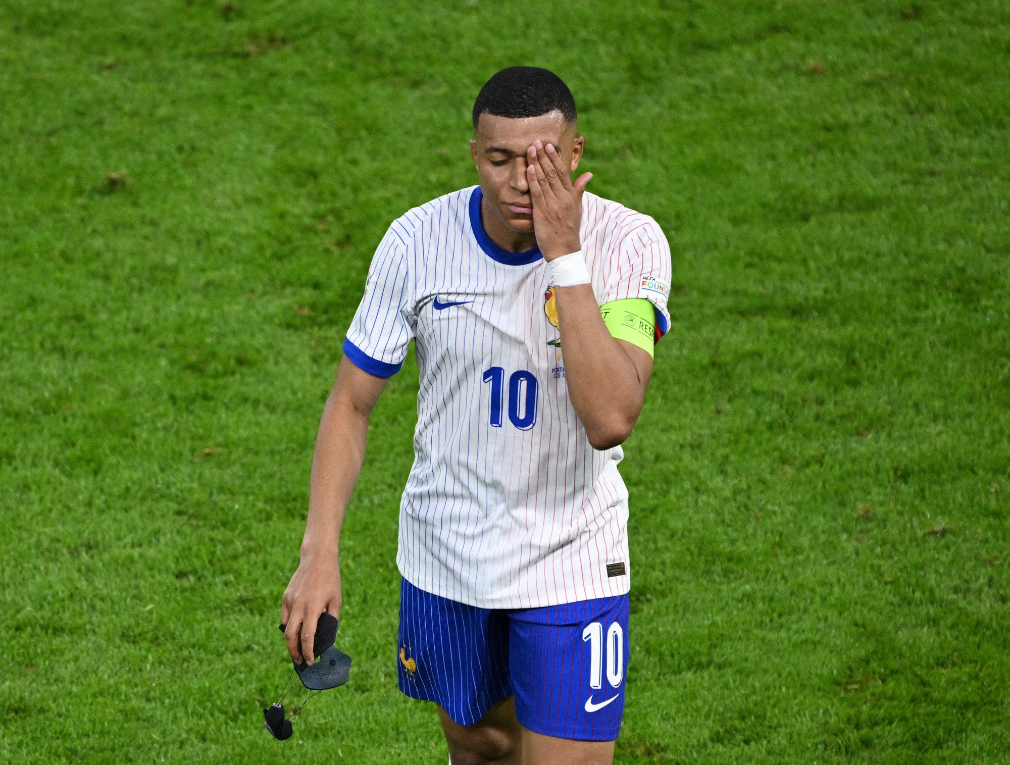 Euro 2024: Ph&aacute;p loại Bồ Đ&agrave;o Nha nhưng điểm của Mbappe tệ hơn Ronaldo- Ảnh 2.