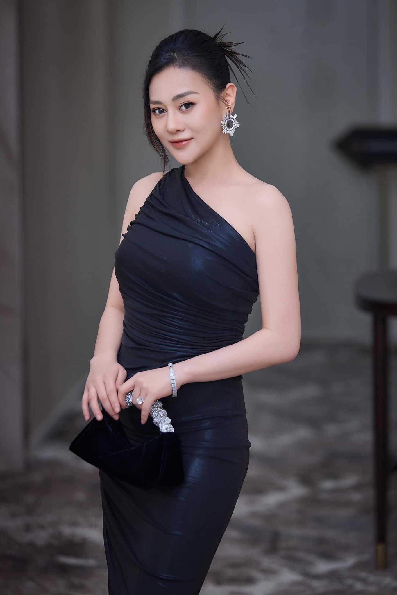 Showbiz Việt: Những người đẹp vướng lùm xùm