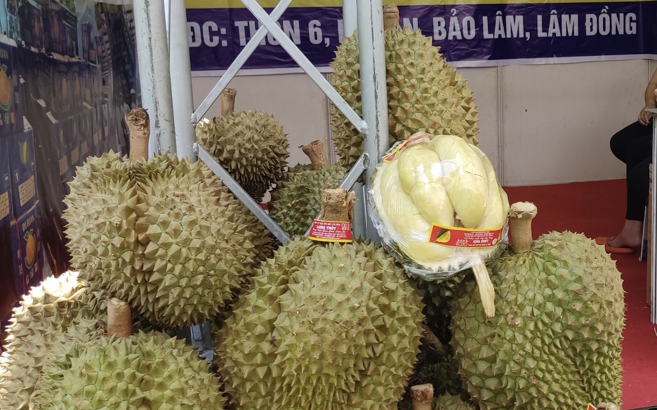 Giá sầu riêng bất ngờ tăng vọt lên hơn 100.000 đồng/kg
