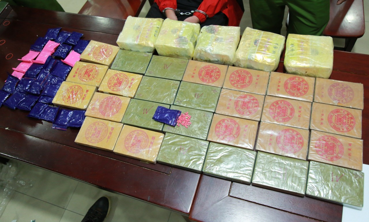 Mở rộng điều tra chuy&ecirc;n &aacute;n, bắt 2 đối tượng, thu 27 b&aacute;nh heroin- Ảnh 3.