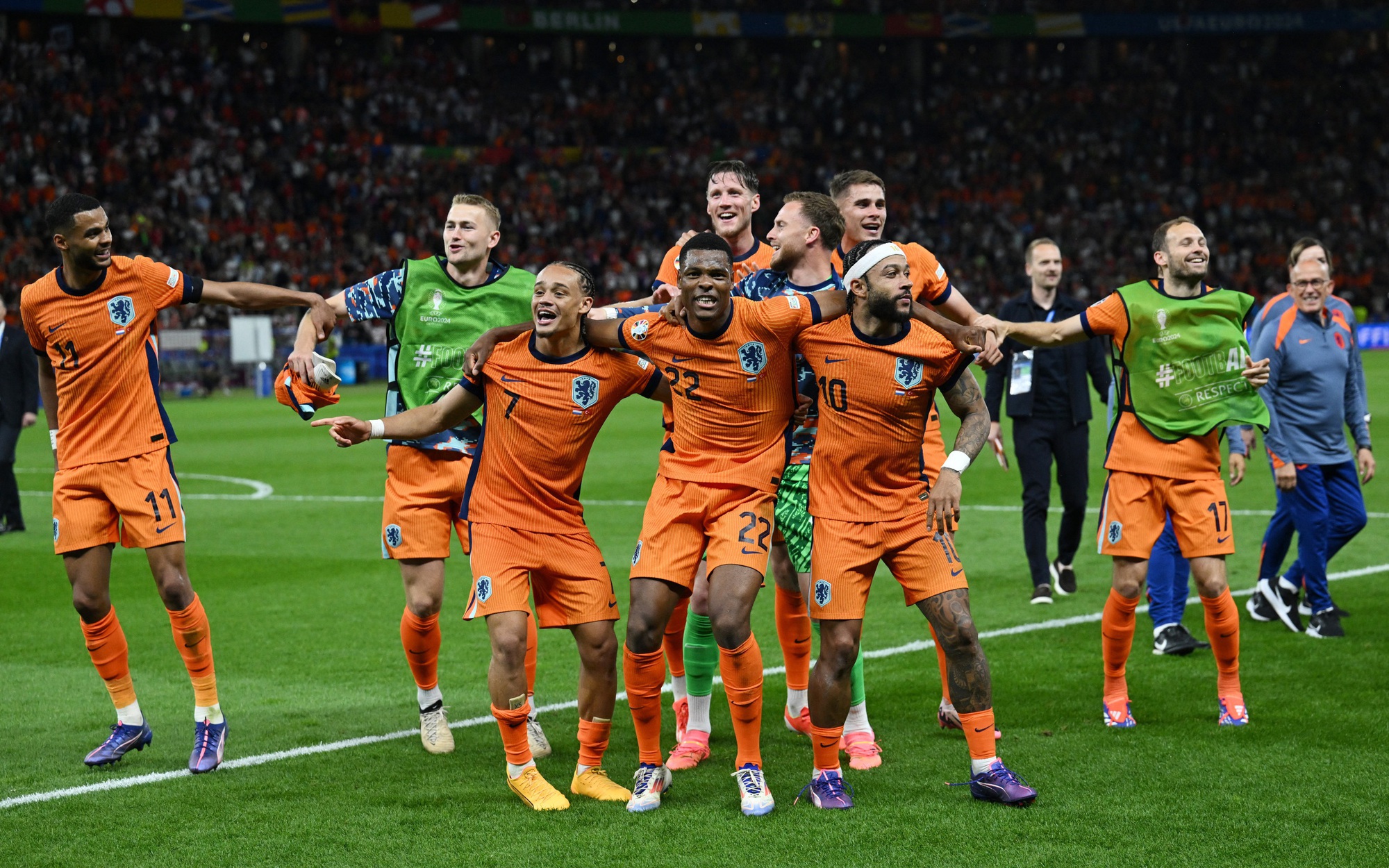 Euro 2024: Cuộc chiến trên đỉnh trời Âu