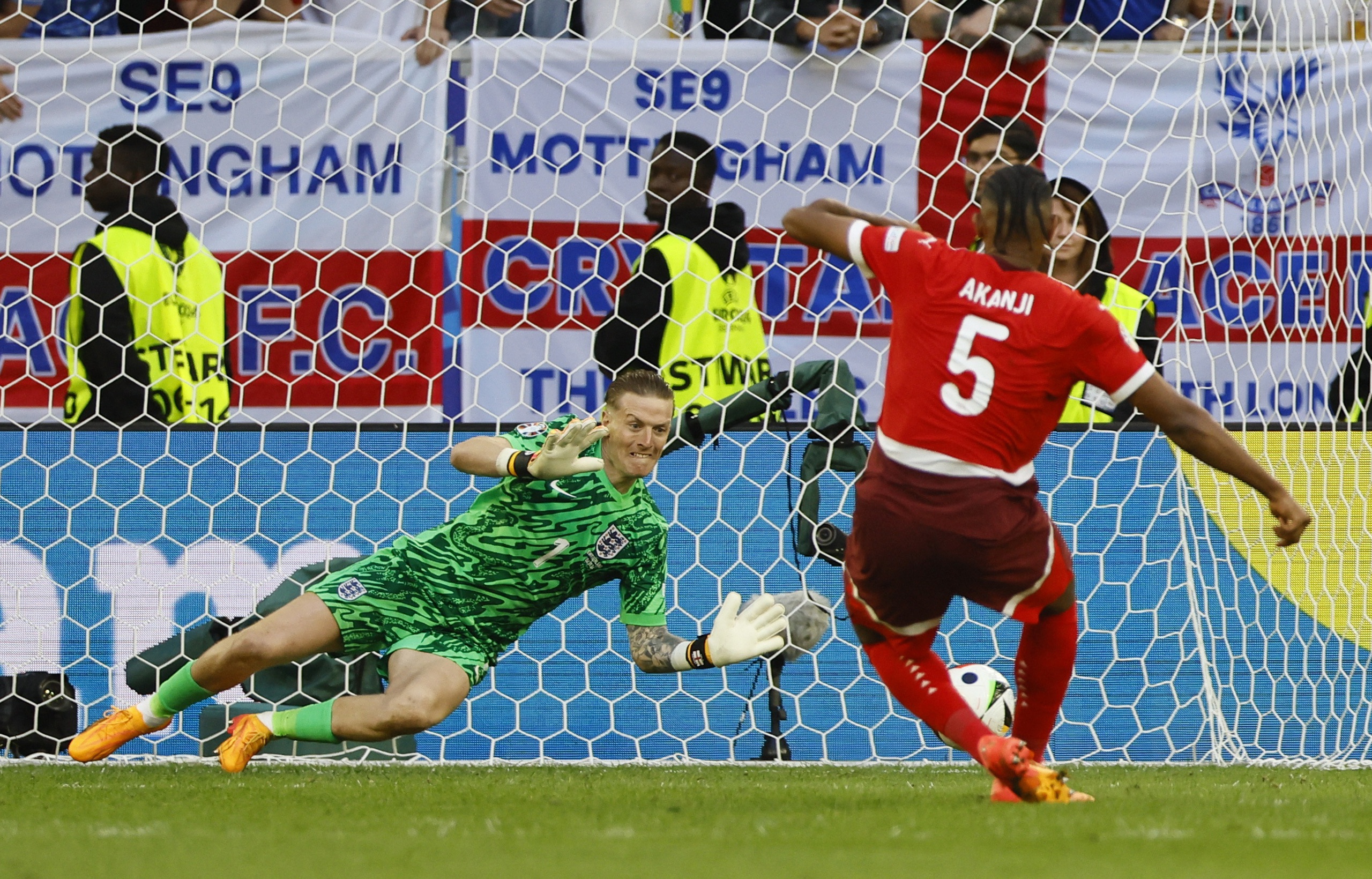 Euro 2024: Đằng sau các loạt đá luân lưu định mệnh- Ảnh 1.