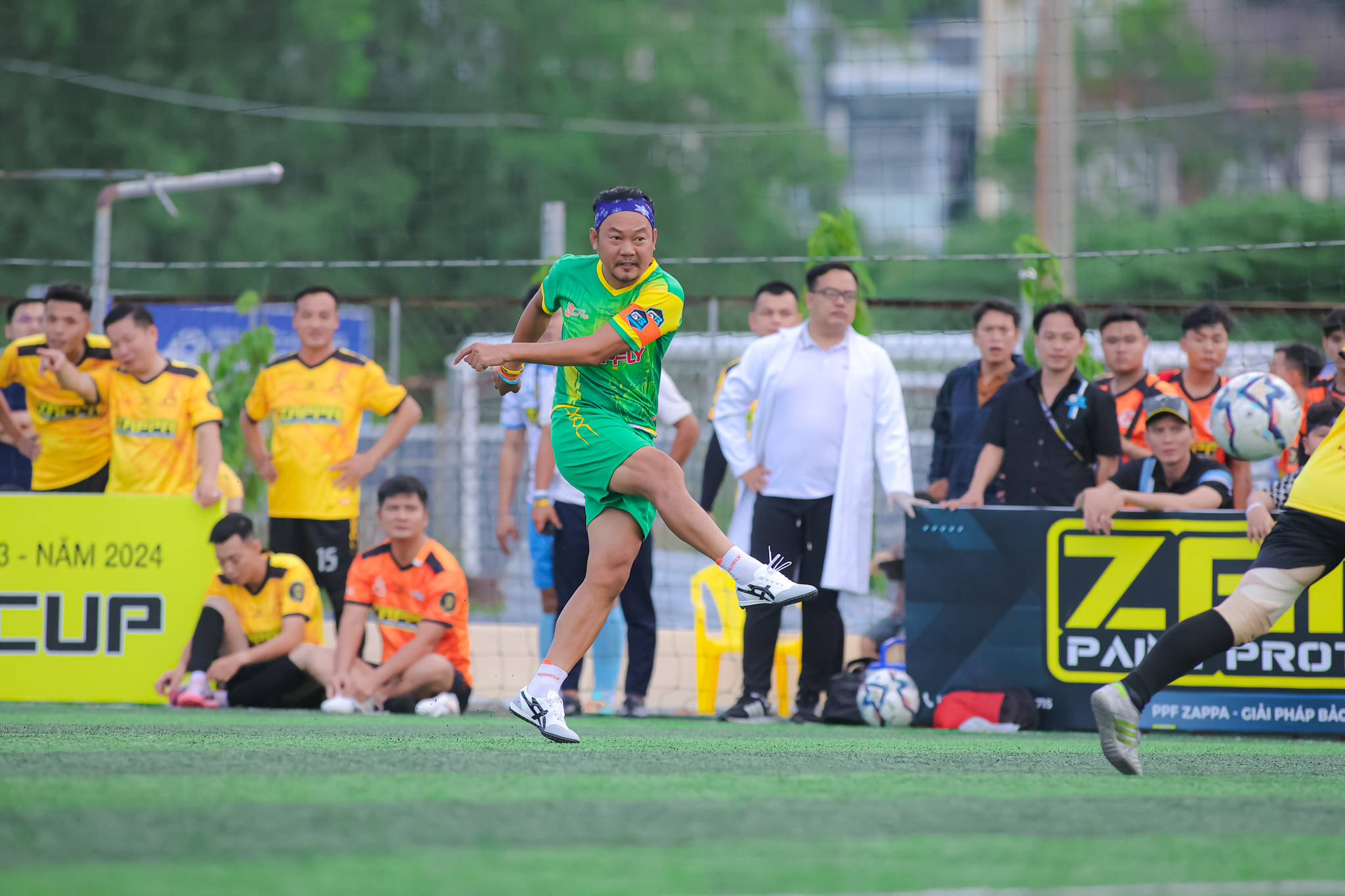 Loạt cựu tuyển thủ futsal tranh t&agrave;i tại giải b&oacute;ng đ&aacute; ng&agrave;nh xe miền Nam- Ảnh 3.