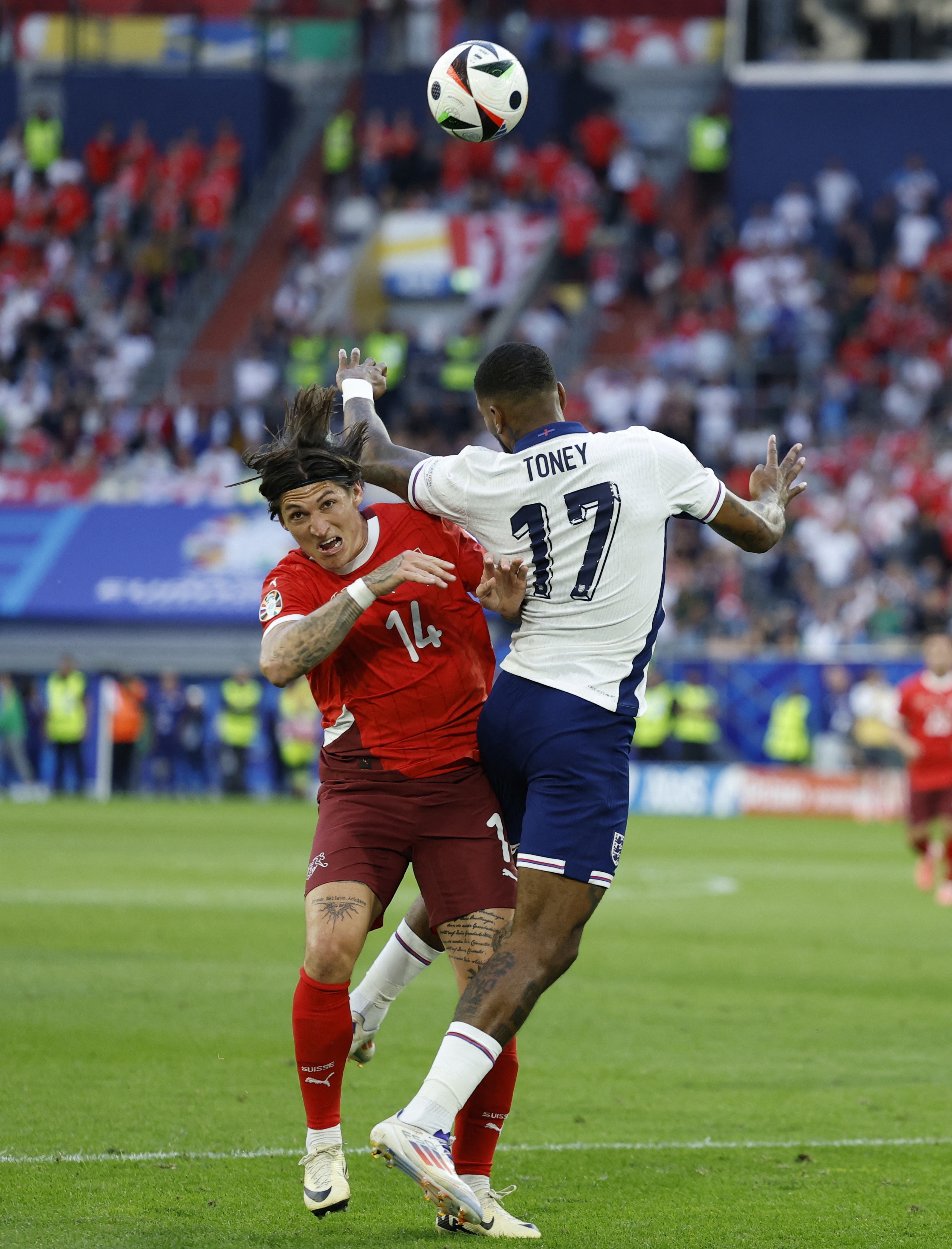 Euro 2024: Tranh c&atilde;i khi Harry Kane được v&iacute; l&agrave;
"Ronaldo của nước Anh"?- Ảnh 7.