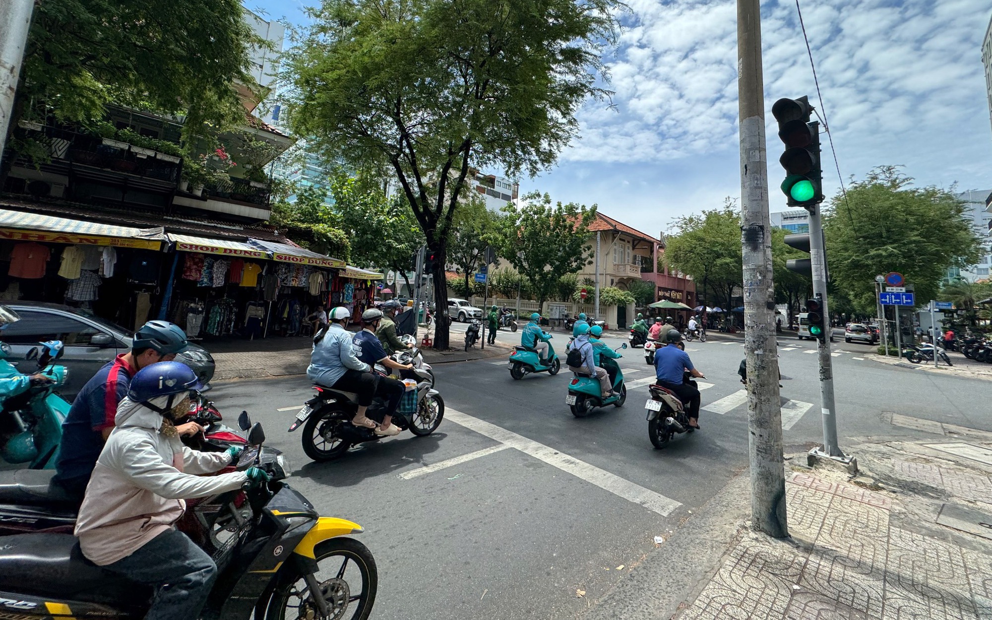 Bỏ đếm giây trên đèn giao thông: Bất lợi nhiều hơn lợi ích