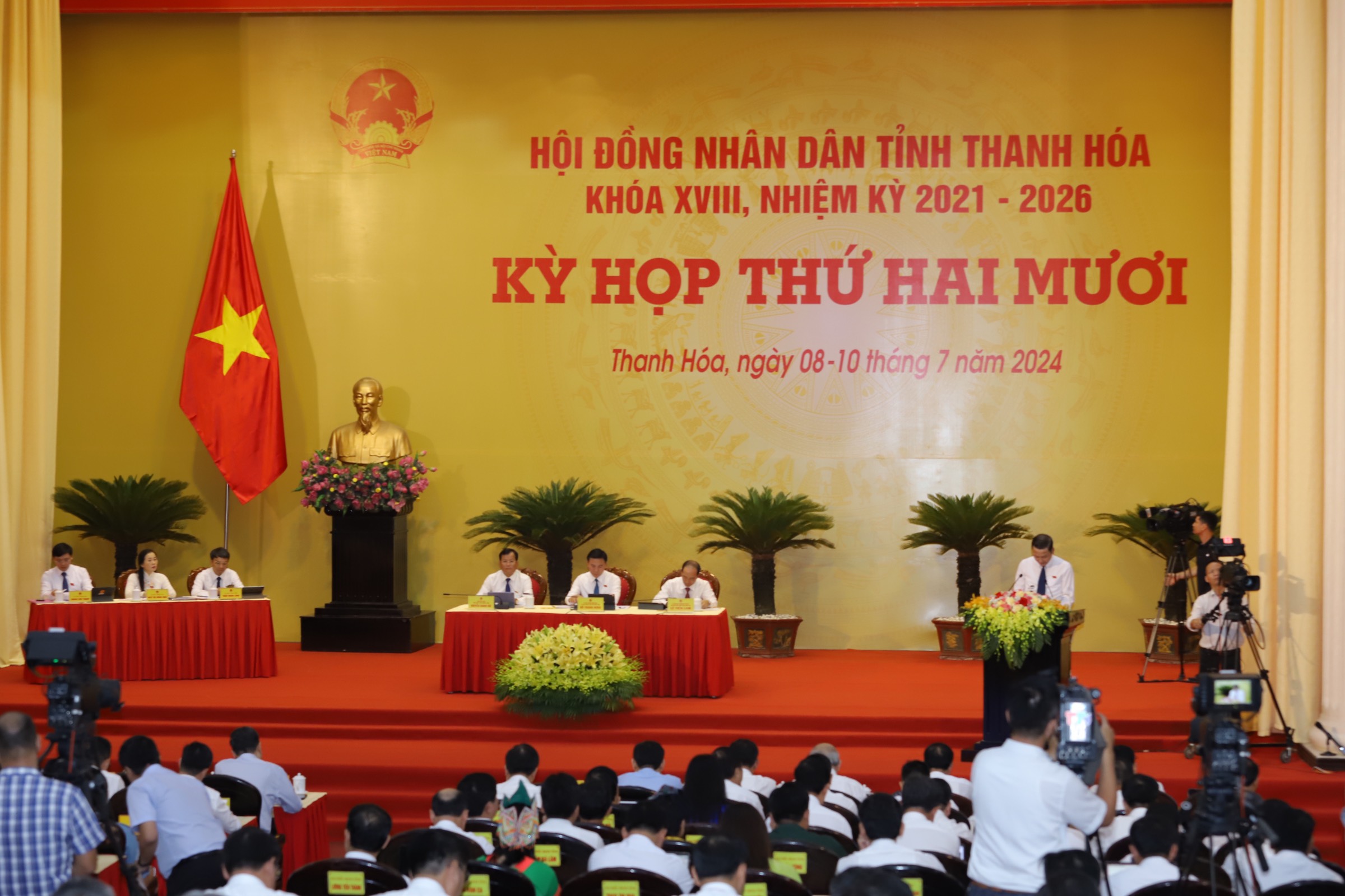 Chủ tịch Quốc hội dự khai mạc Kỳ họp HĐND tỉnh Thanh H&oacute;a- Ảnh 3.