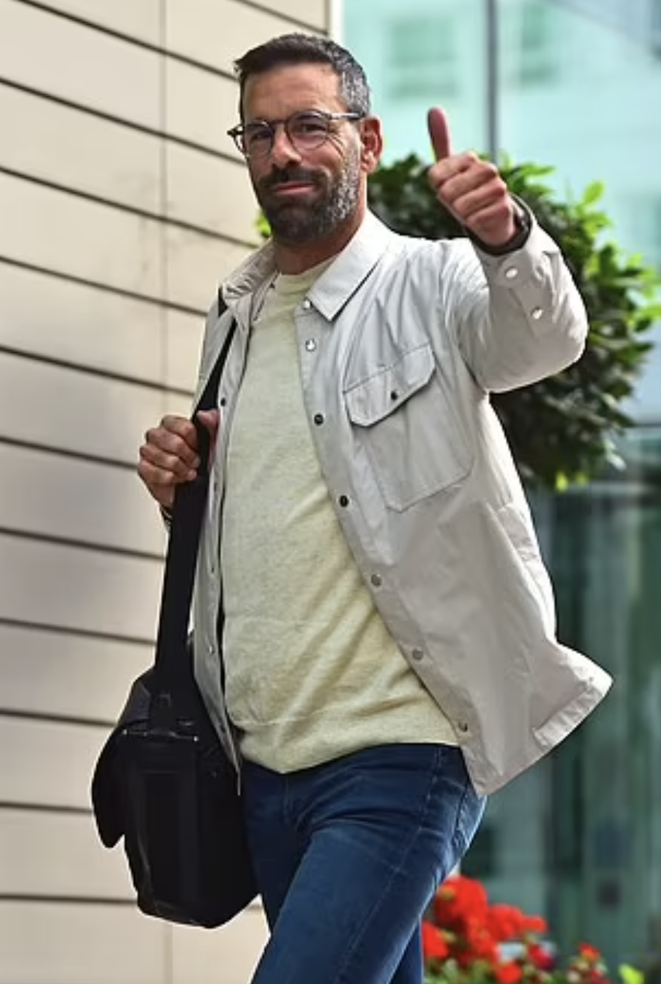 Man United hội qu&acirc;n, bổ nhiệm "ph&oacute; tướng" Van Nistelrooy- Ảnh 3.