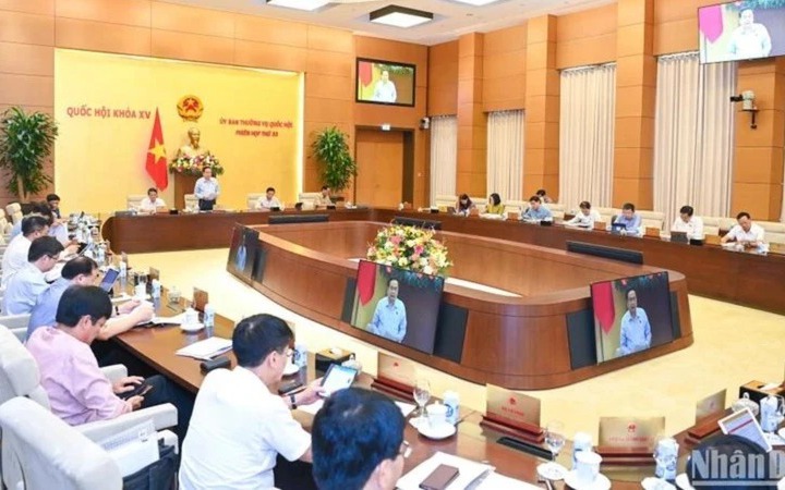 Phiên họp thứ 35 của Ủy ban Thường vụ Quốc hội