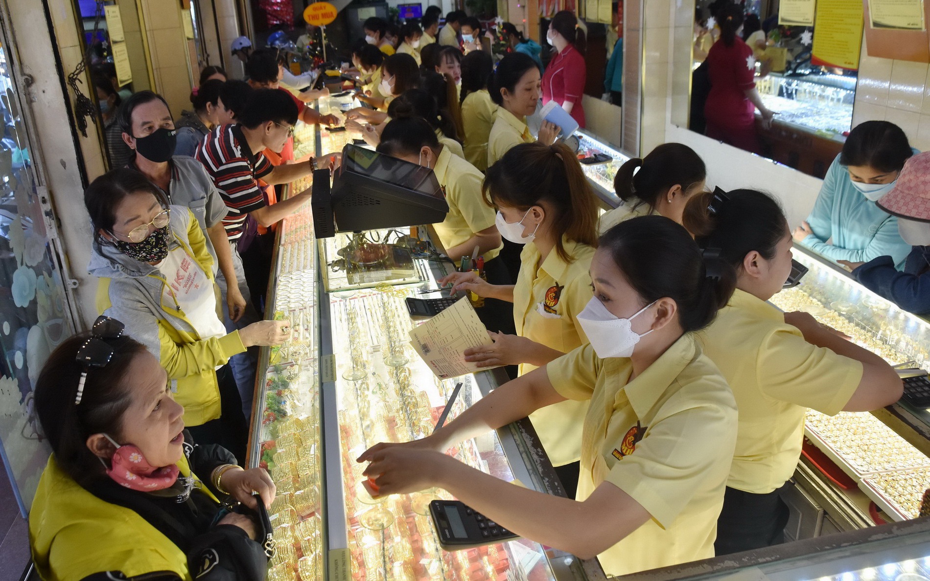 Giá vàng hôm nay, 10-7: Bật tăng trở lại