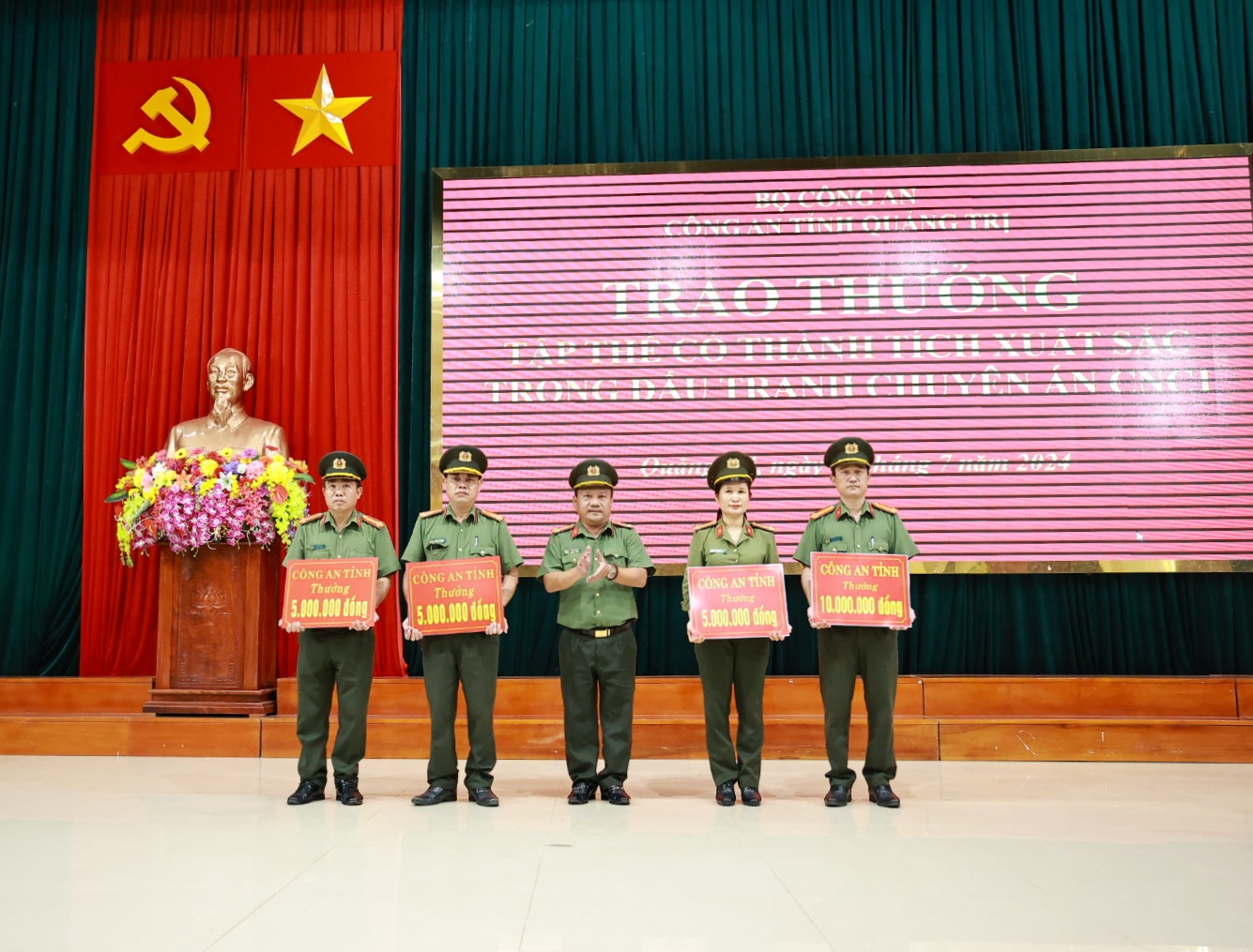 Công an triệt phá đường dây sử dụng người dưới 16 tuổi vào mục đích khiêu dâm- Ảnh 1.