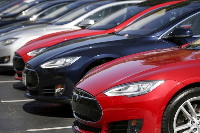 Xe tự l&aacute;i Tesla của tỉ ph&uacute; Elon Musk lại g&acirc;y tai nạn chết người- Ảnh 1.