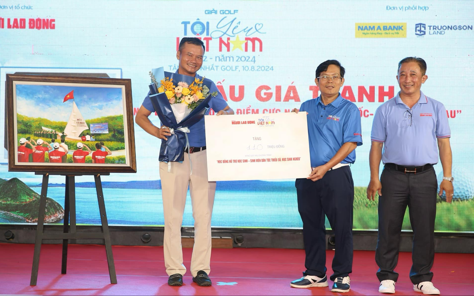 Hơn 200 triệu đồng quy&ecirc;n g&oacute;p hỗ trợ học sinh ngh&egrave;o từ Giải Golf 
