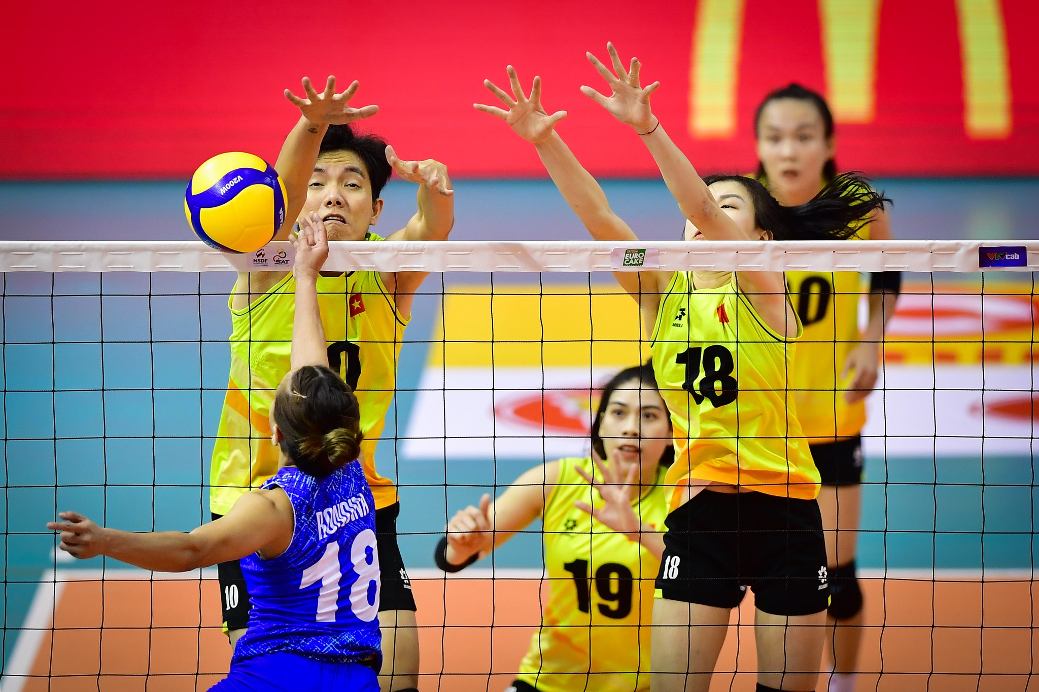 Tuyển b&oacute;ng chuyền Việt Nam lần thứ nh&igrave; li&ecirc;n tiếp v&agrave;o chung kết nữ SEA V-League- Ảnh 2.