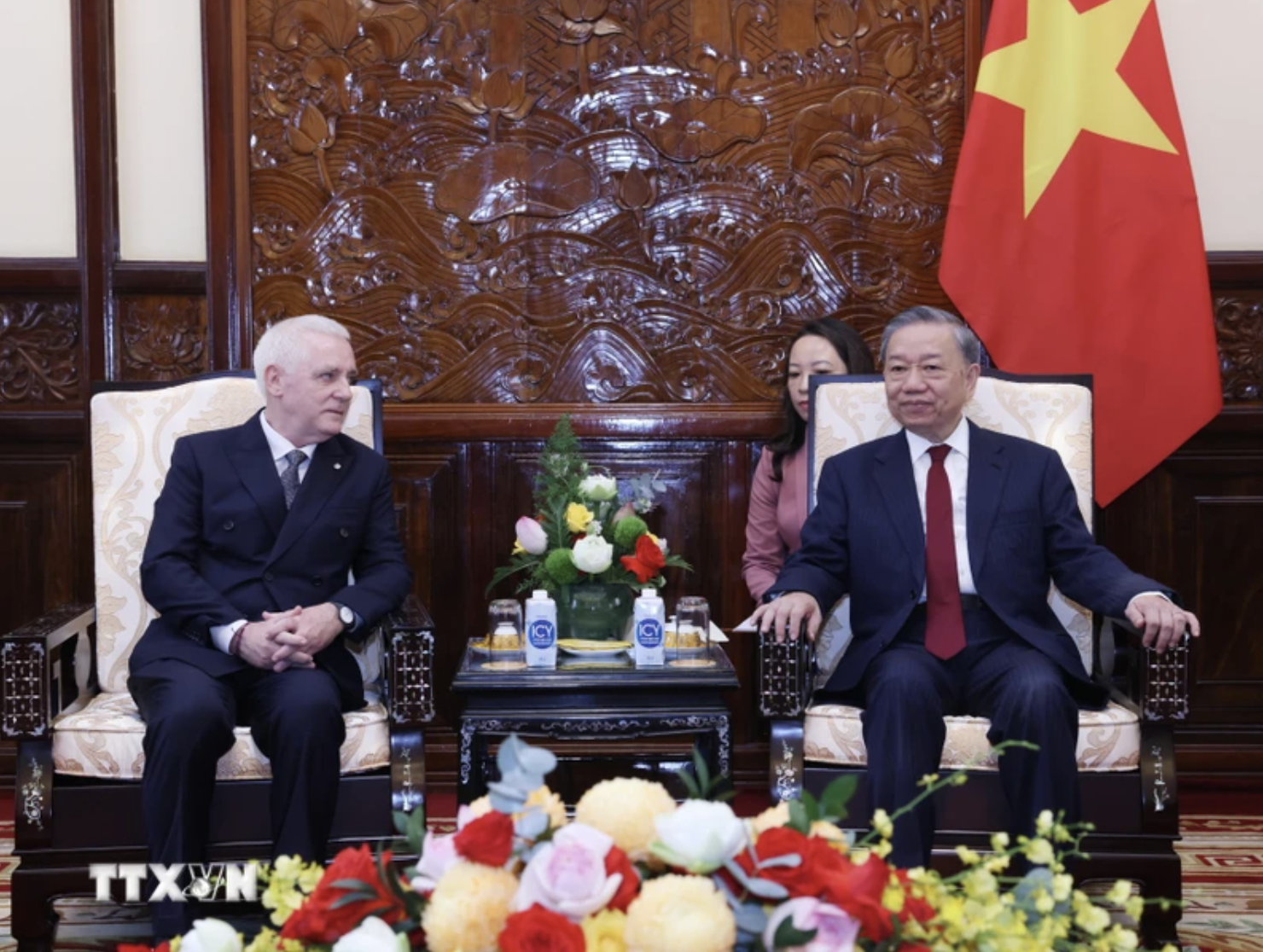 Những h&igrave;nh ảnh Tổng B&iacute; thư, Chủ tịch nước T&ocirc; L&acirc;m tiếp Đại sứ c&aacute;c nước tr&igrave;nh Quốc thư- Ảnh 3.