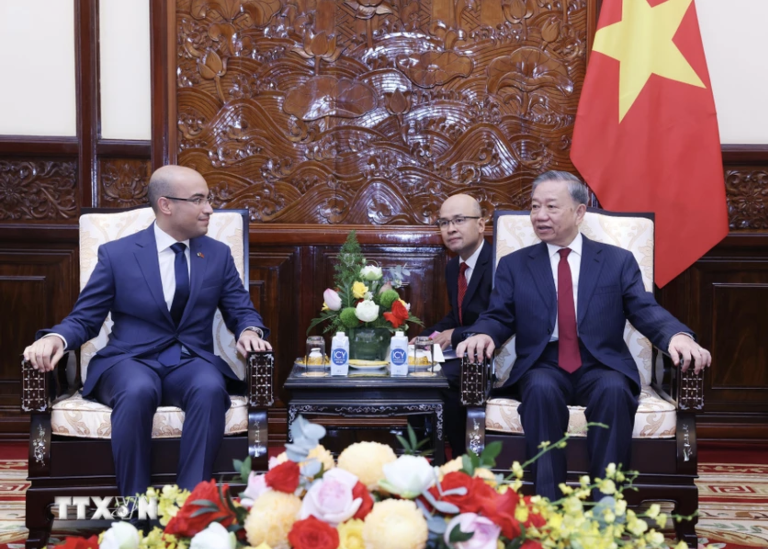 Những h&igrave;nh ảnh Tổng B&iacute; thư, Chủ tịch nước T&ocirc; L&acirc;m tiếp Đại sứ c&aacute;c nước tr&igrave;nh Quốc thư- Ảnh 7.
