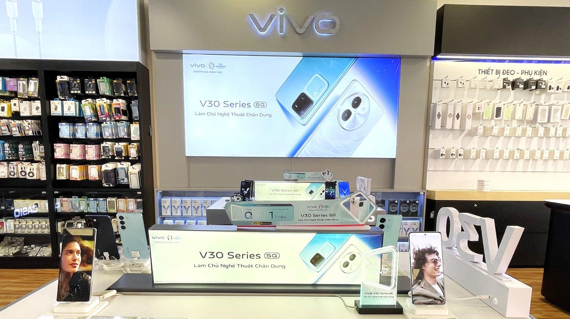 Thu 2G đổi smartphone 4G vivo tại Thế Giới Di Động: kh&ocirc;ng cần trả trước, tặng data lướt mạng thả ga- Ảnh 1.