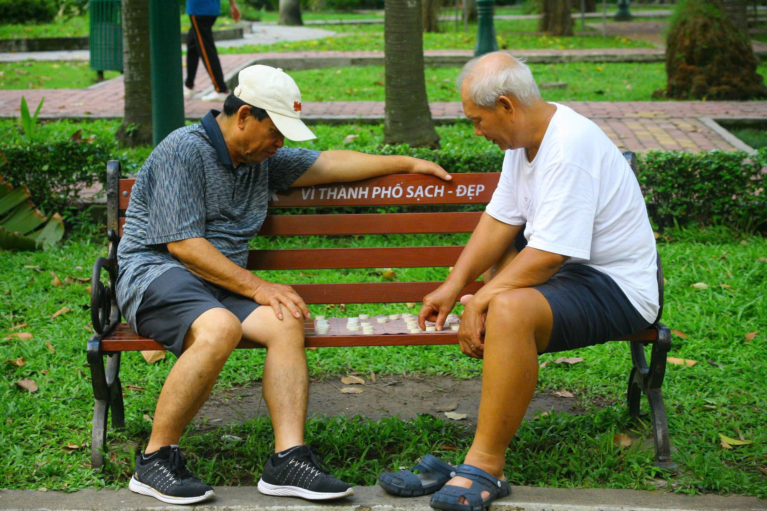 H&igrave;nh ảnh C&ocirc;ng vi&ecirc;n Tao Đ&agrave;n sau vụ g&atilde;y c&acirc;y l&agrave;m 5 người thương vong- Ảnh 8.
