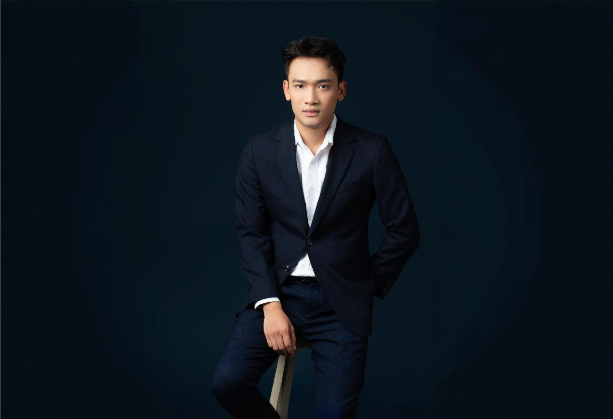 Cùng chuyên gia James Phạm phân tích điểm thu lợi nhuận từ sự biến động của giá vàng- Ảnh 2. Cùng chuyên gia James Phạm phân tích điểm thu lợi nhuận từ sự biến động của giá vàng- Ảnh 2.