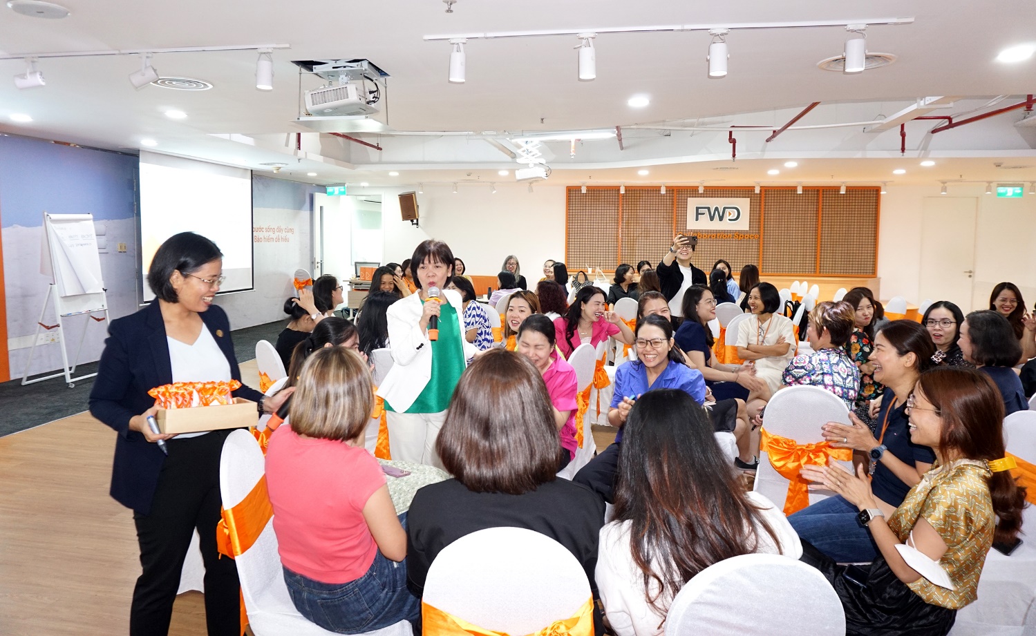 FWD Việt Nam: Nh&agrave; tuyển dụng trẻ c&oacute; nhiều th&agrave;nh t&iacute;ch ấn tượng- Ảnh 2.