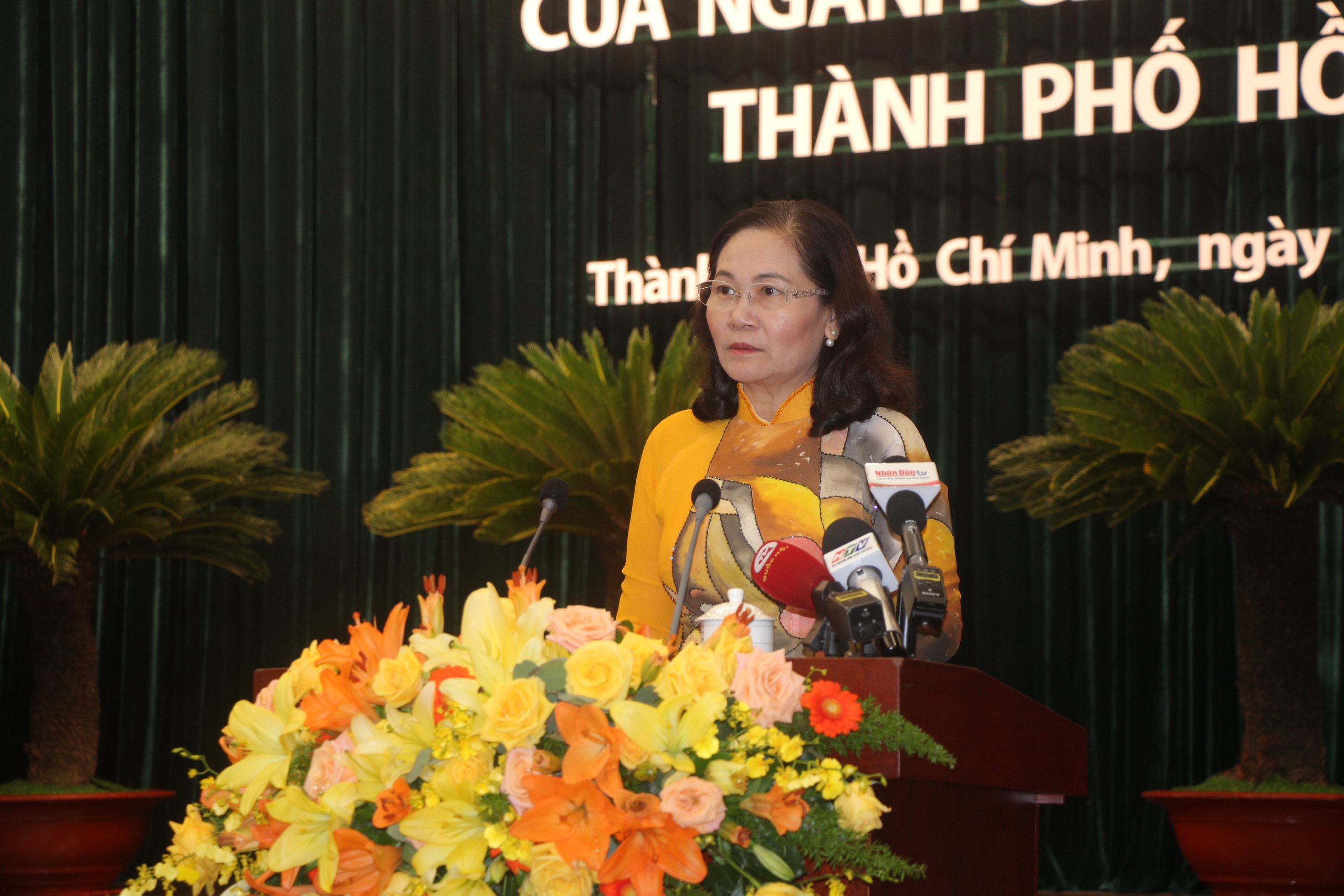 TP HCM sẽ chọn 1 số trường học th&iacute; điểm sử dụng tiếng Anh l&agrave;m ng&ocirc;n ngữ thứ hai - Ảnh 2.