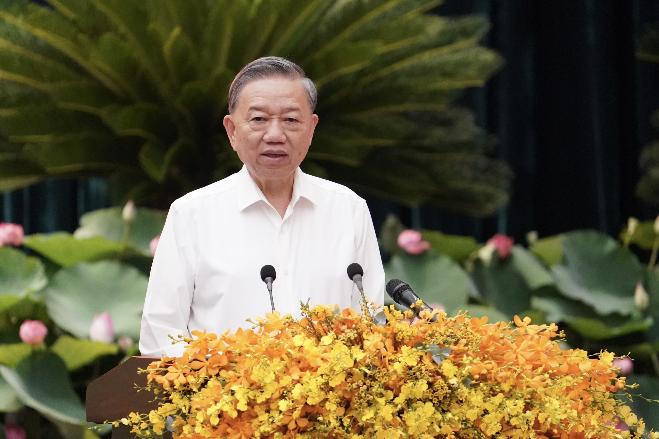 Tổng B&iacute; thư, Chủ tịch nước T&ocirc; L&acirc;m ph&aacute;t biểu chỉ đạo tại buổi l&agrave;m việc với Th&agrave;nh ủy TP HCMẢnh: Ho&agrave;ng H&ugrave;ng