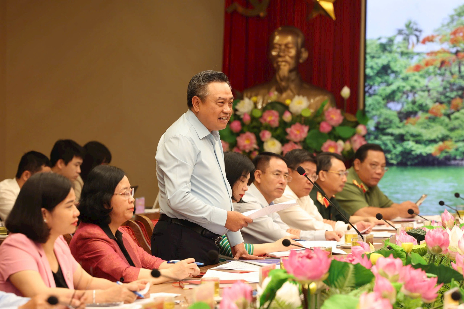 Thủ tướng Phạm Minh Ch&iacute;nh n&ecirc;u 10 nhiệm vụ với H&agrave; Nội- Ảnh 1.